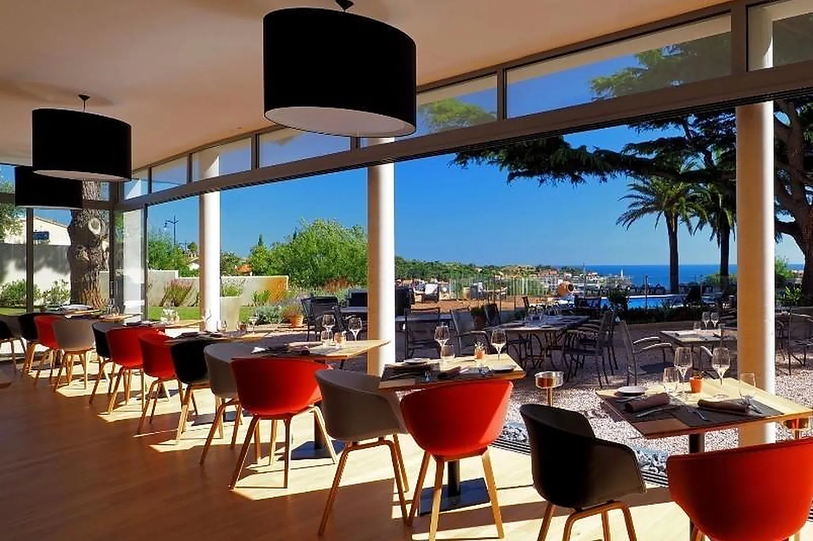 Lieux événementiels, LES JARDINS DU CÈDRE