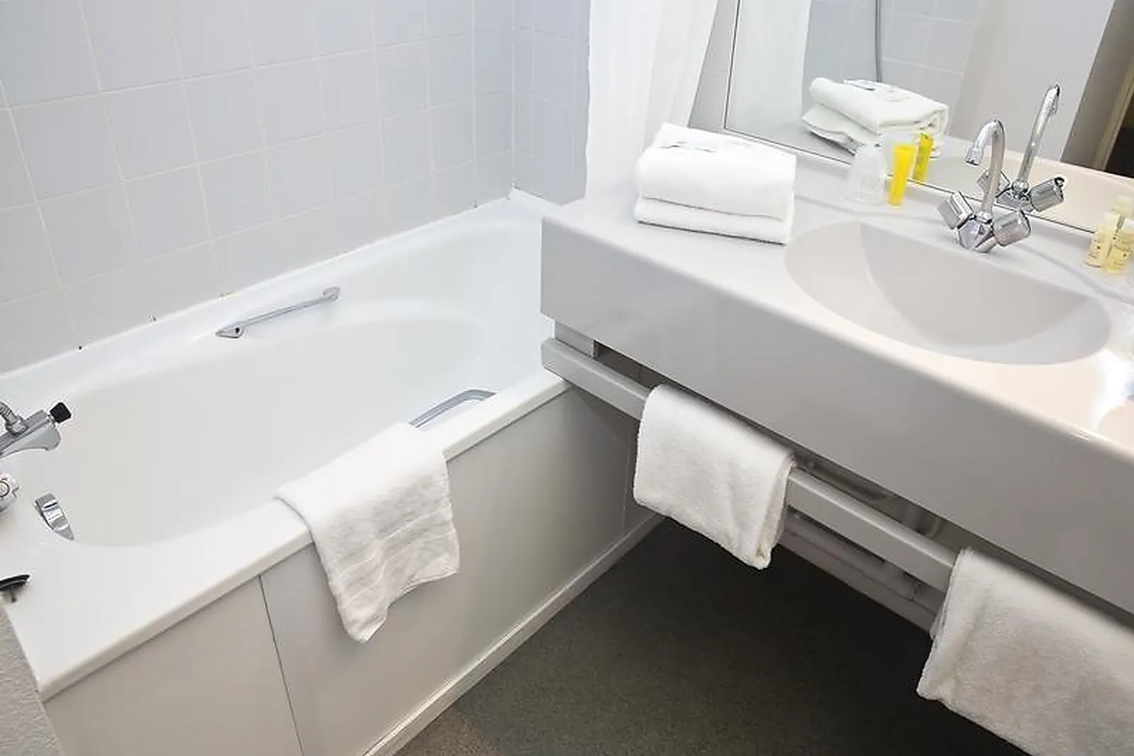 Lieux événementiels, LES JARDINS DU LAC