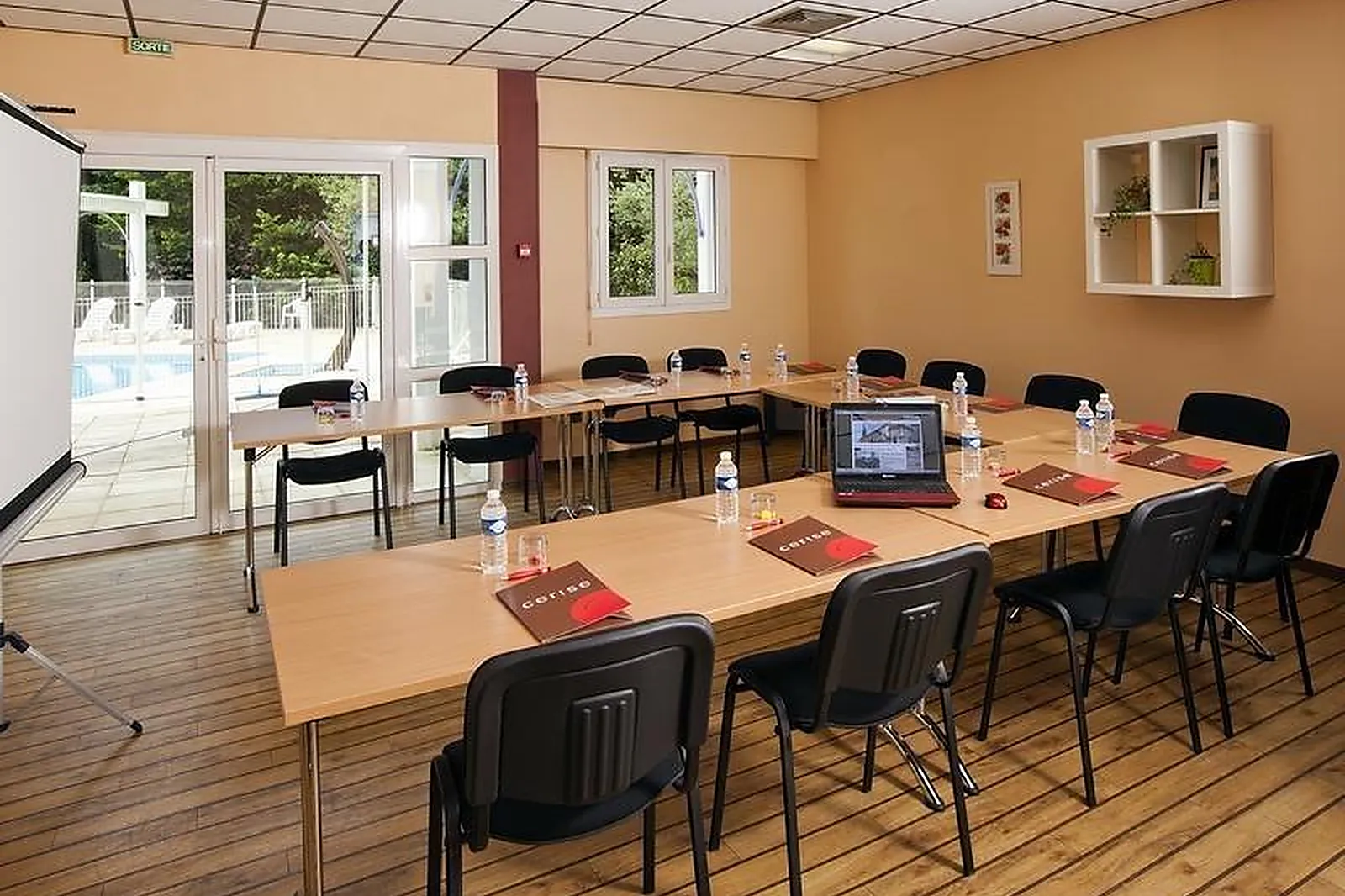 Lieux événementiels, LES JARDINS DU LAC