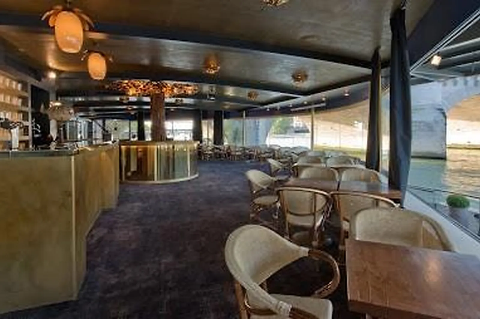 Lieux événementiels, LES JARDINS DU PONT NEUF