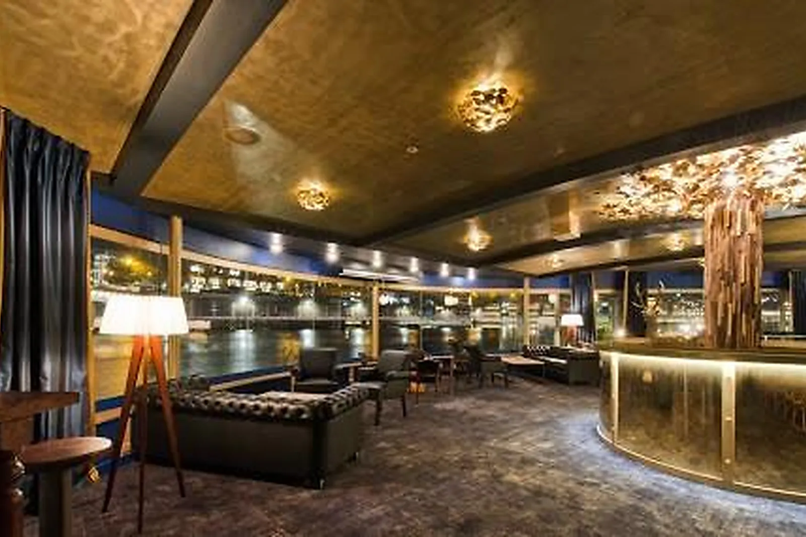 Lieux événementiels, LES JARDINS DU PONT NEUF