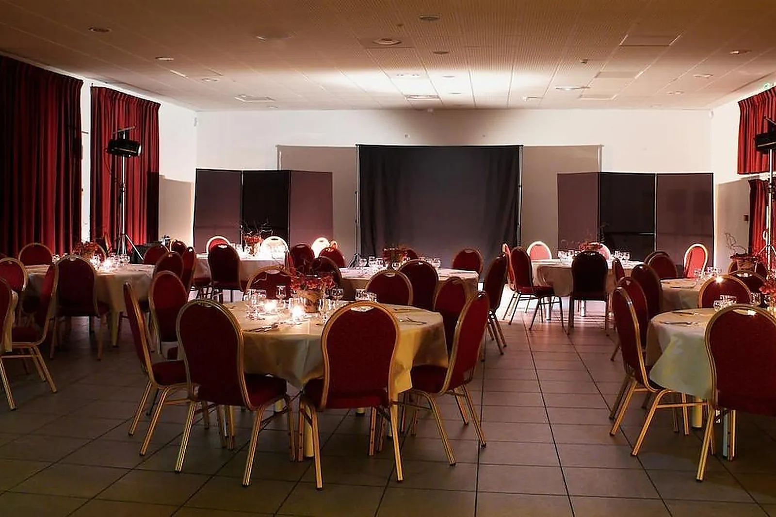 Lieux événementiels, LES JASSES DE CAMARGUE