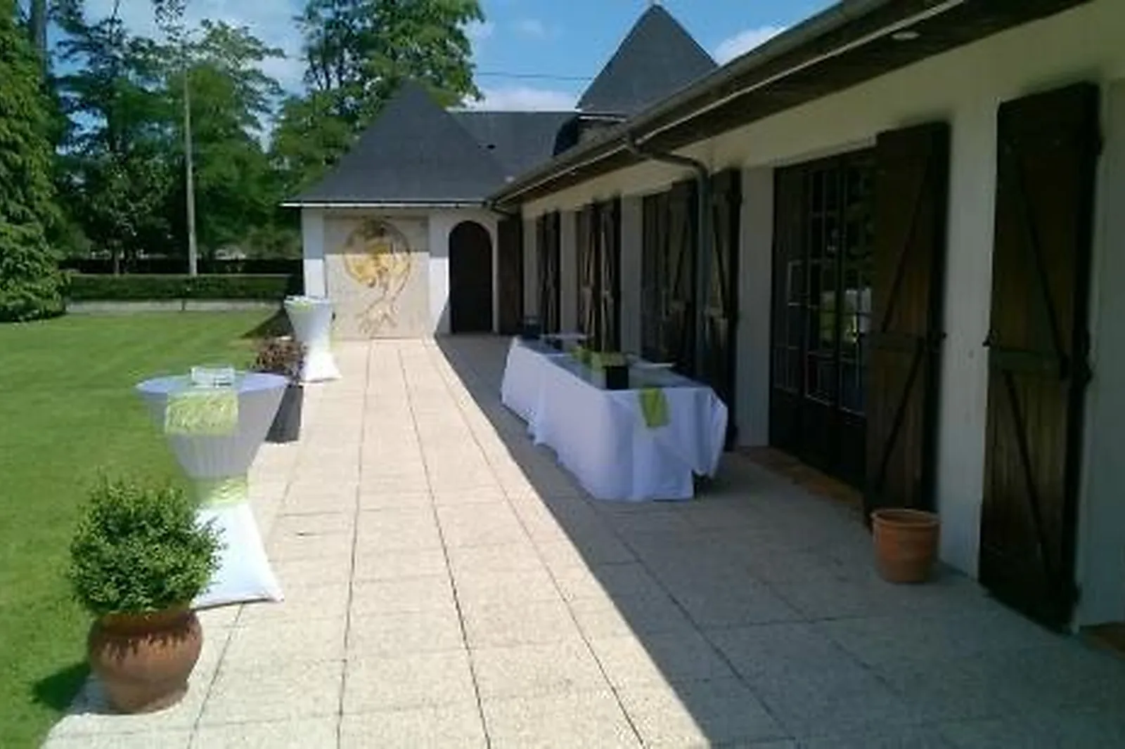 Lieux événementiels, LES LAURIÈRES