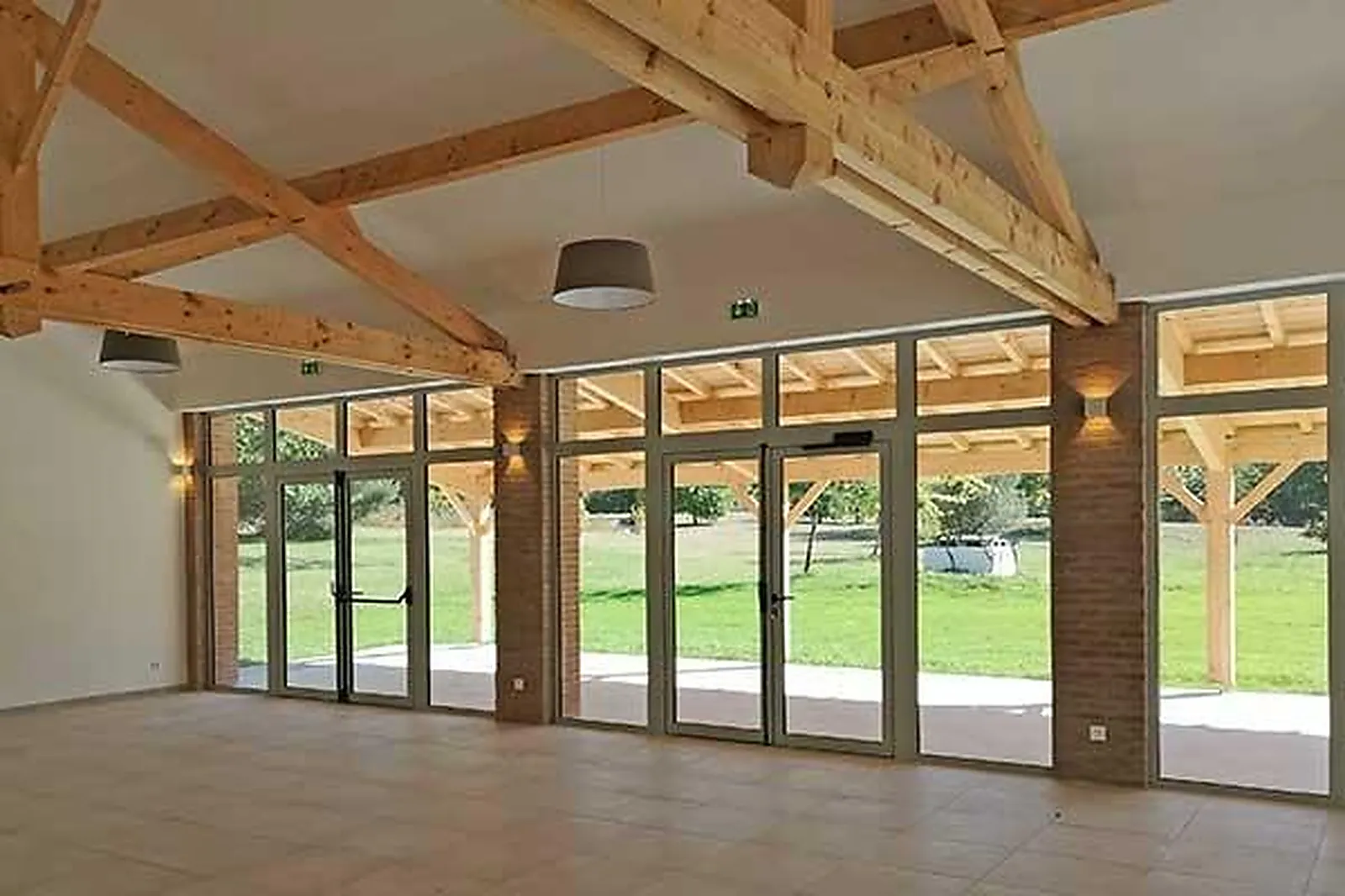 Lieux événementiels, LES LAURIERS DE LA BASTIDE