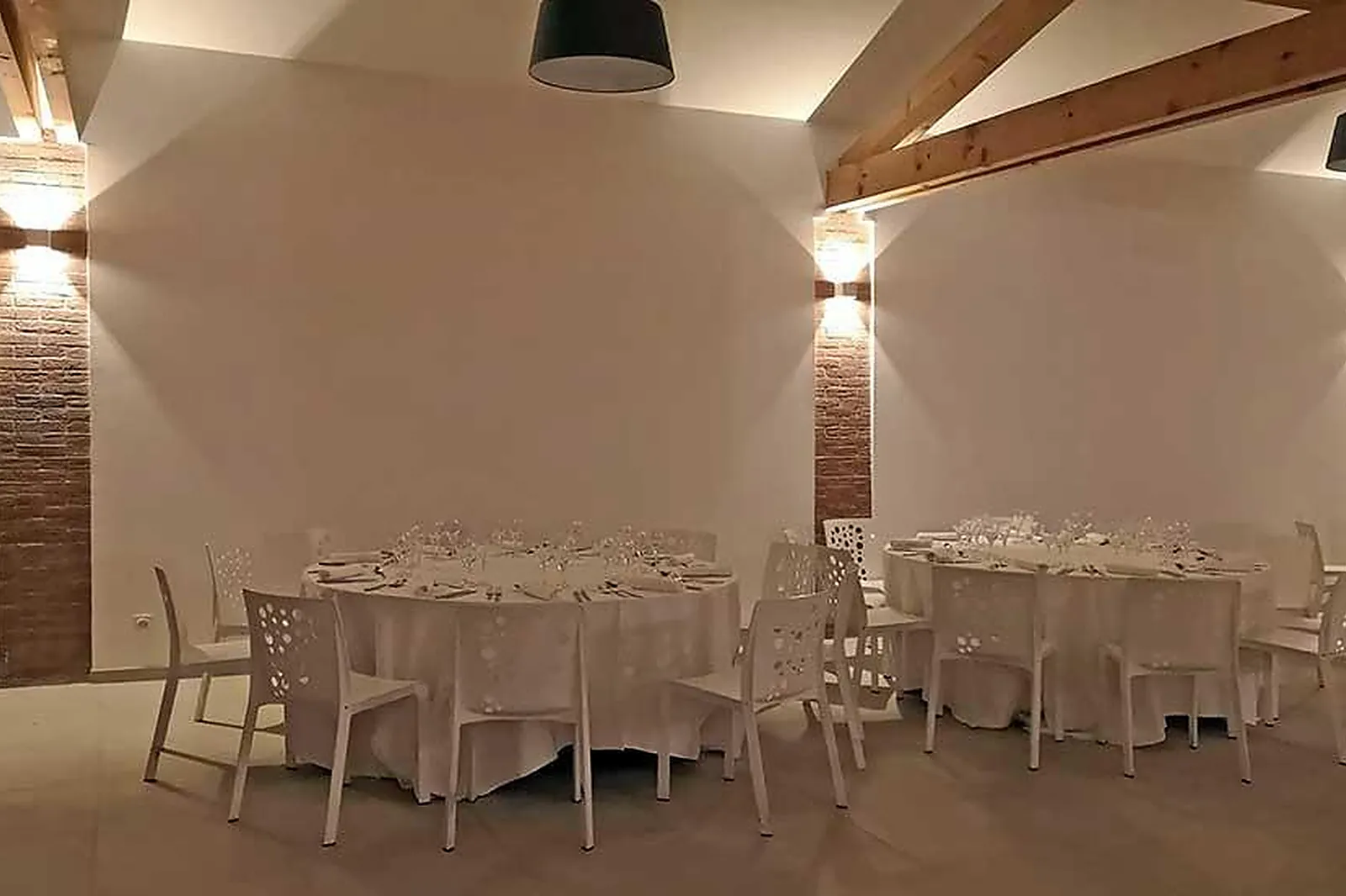 Lieux événementiels, LES LAURIERS DE LA BASTIDE