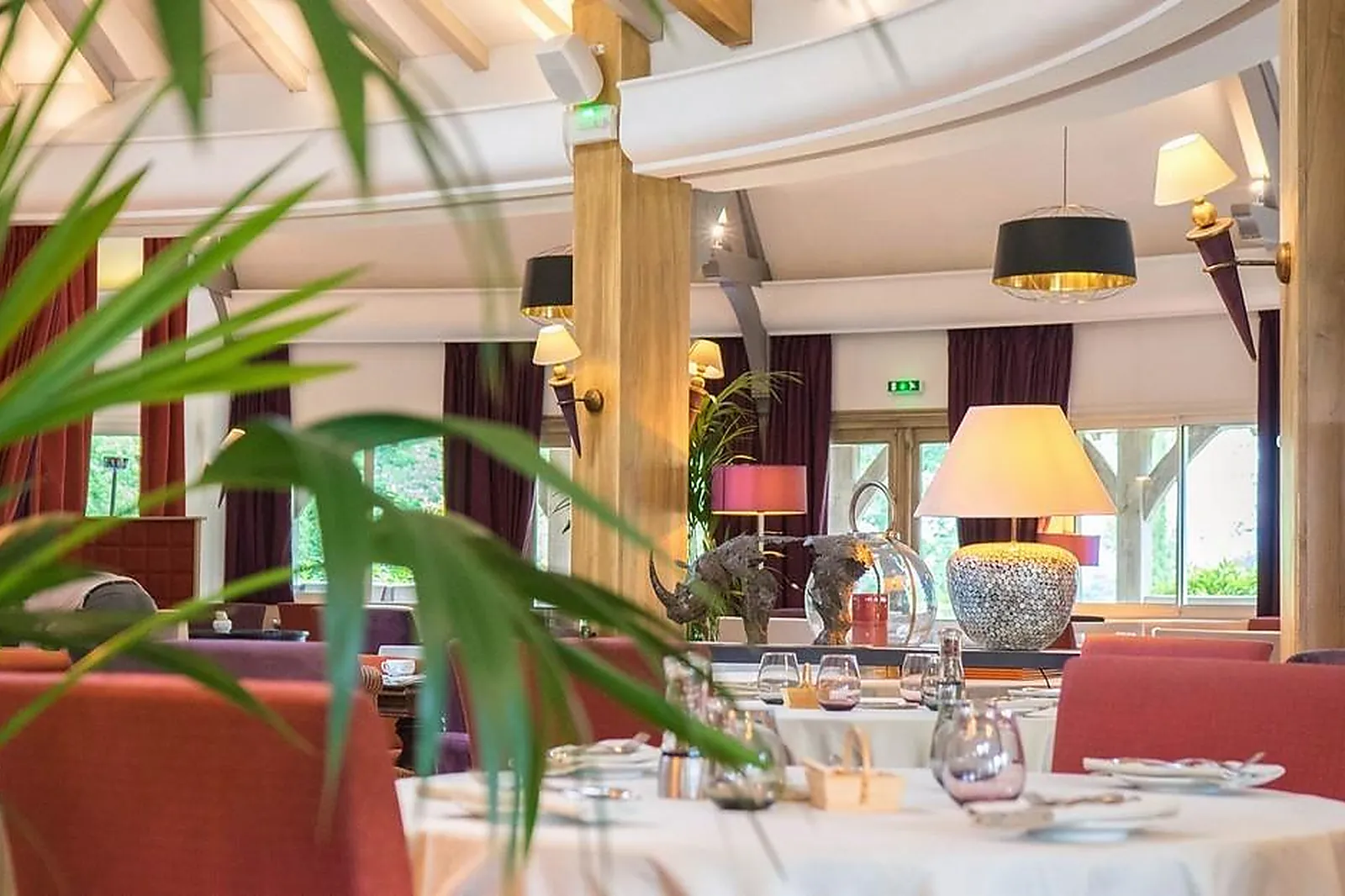 Lieux événementiels, LES MANOIRS DE TOURGÉVILLE