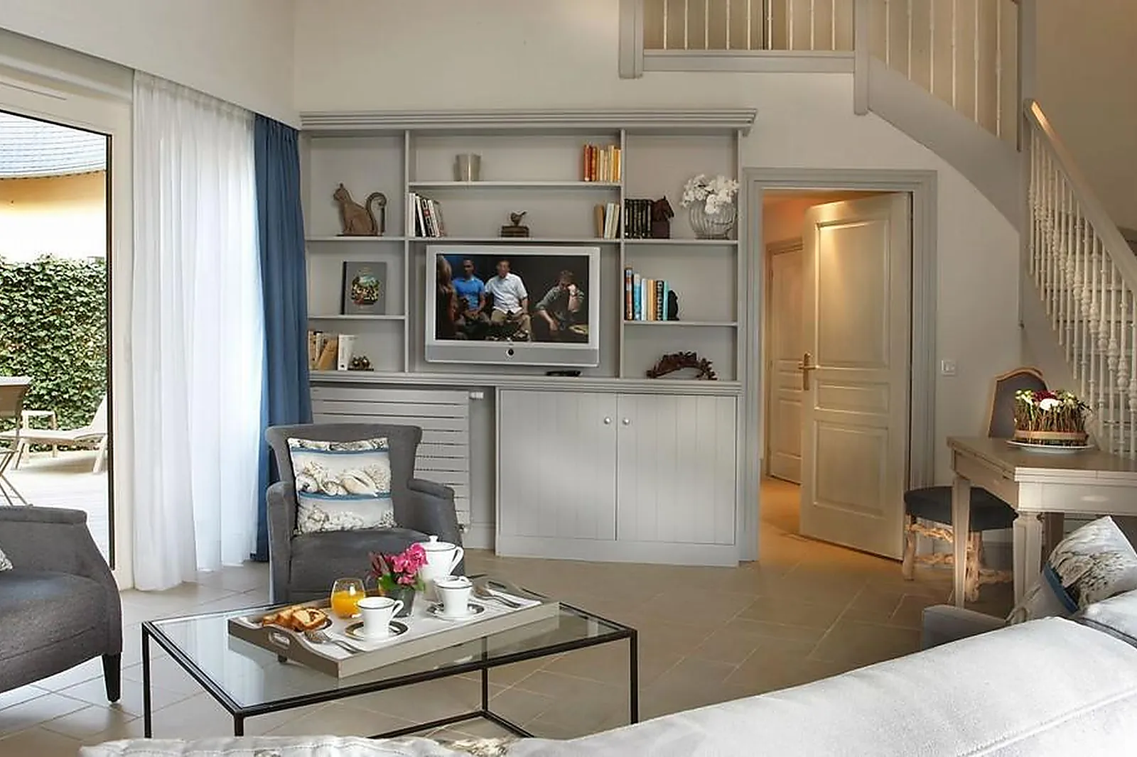 Lieux événementiels, LES MANOIRS DE TOURGÉVILLE