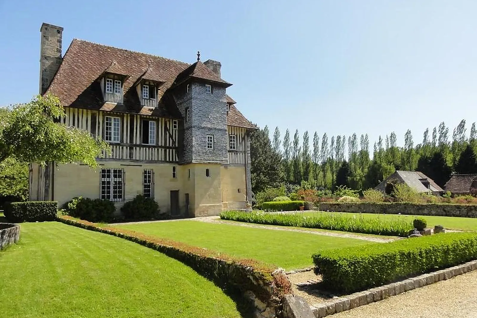 Lieux événementiels, LES MANOIRS DES PORTES DE DEAUVILLE