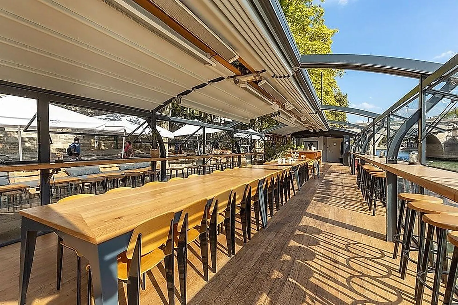 Lieux événementiels, LES MAQUEREAUX