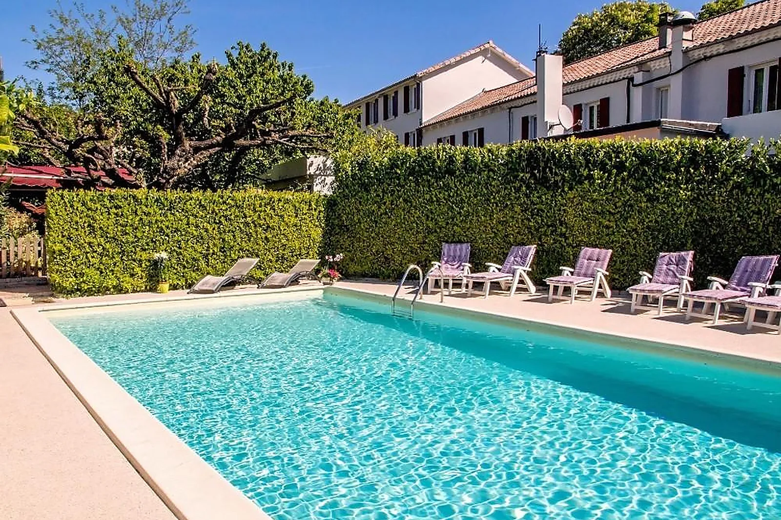 Lieux événementiels, LES MARRONNIERS