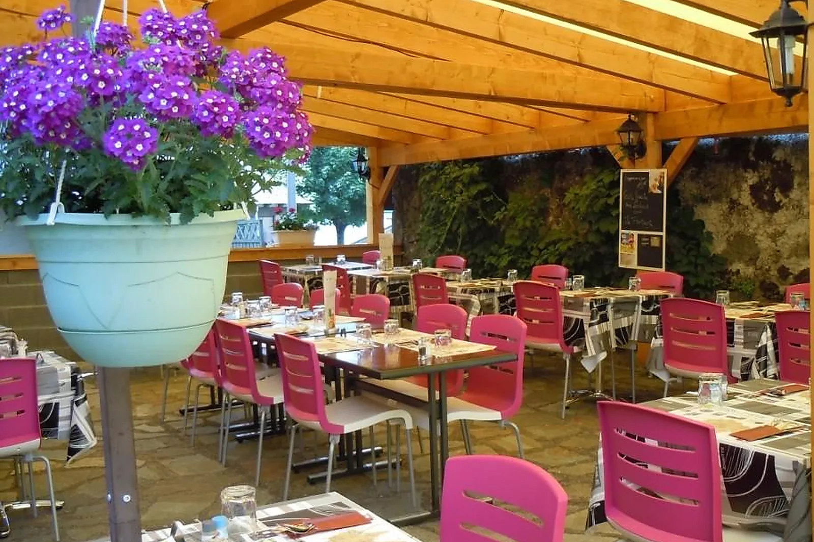 Lieux événementiels, LES MESSAGERIES