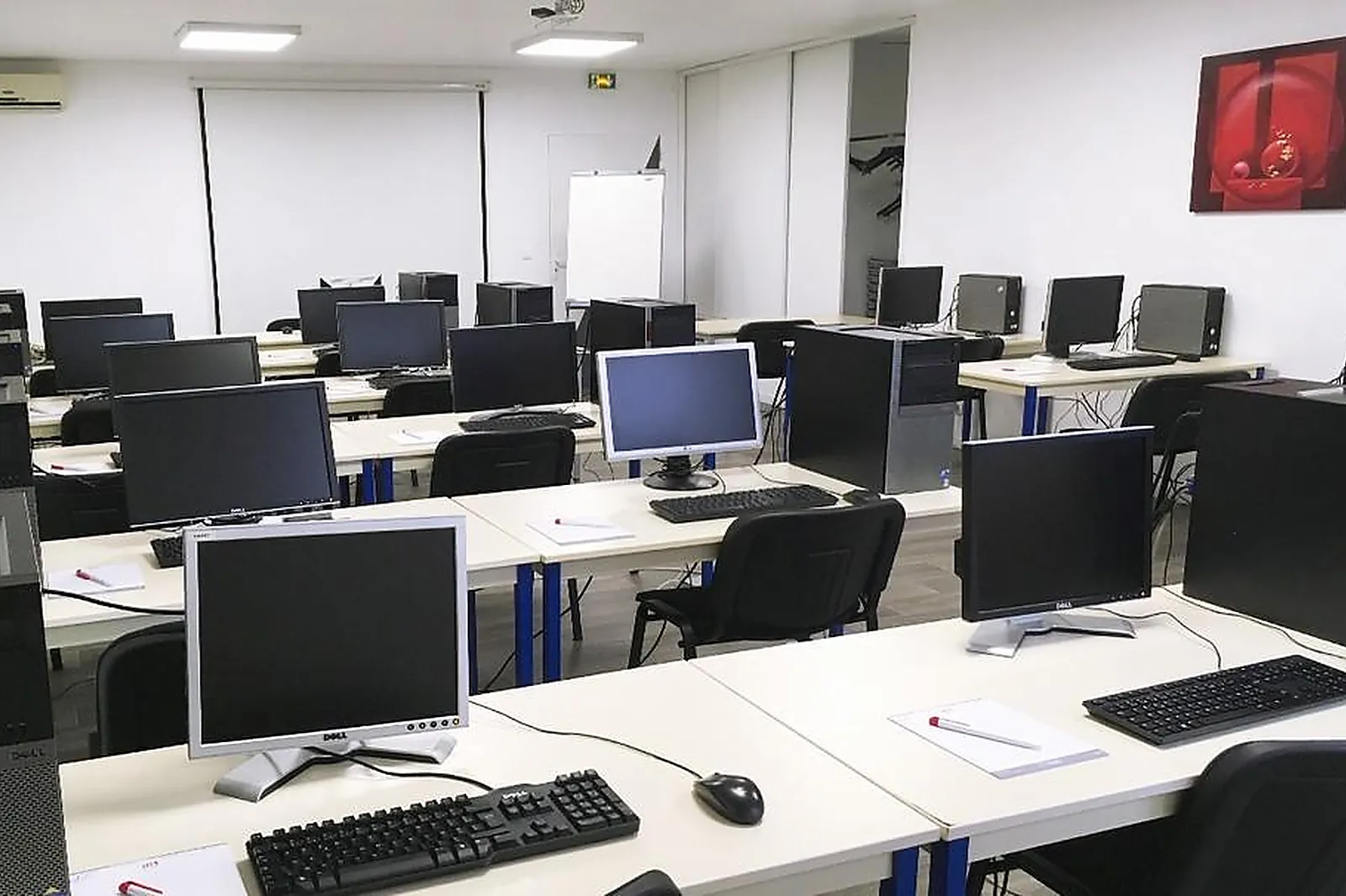 Lieux événementiels, LES MILLES ESPACES