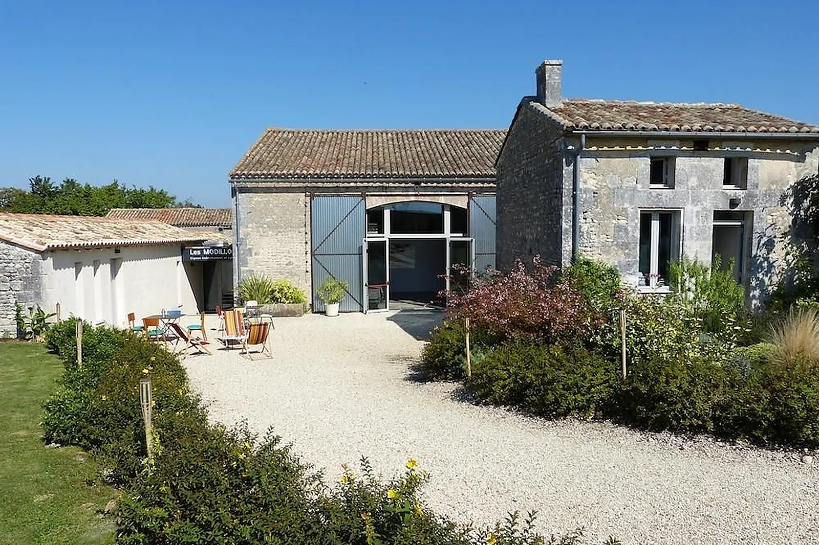 Lieux événementiels, LES MODILLONS