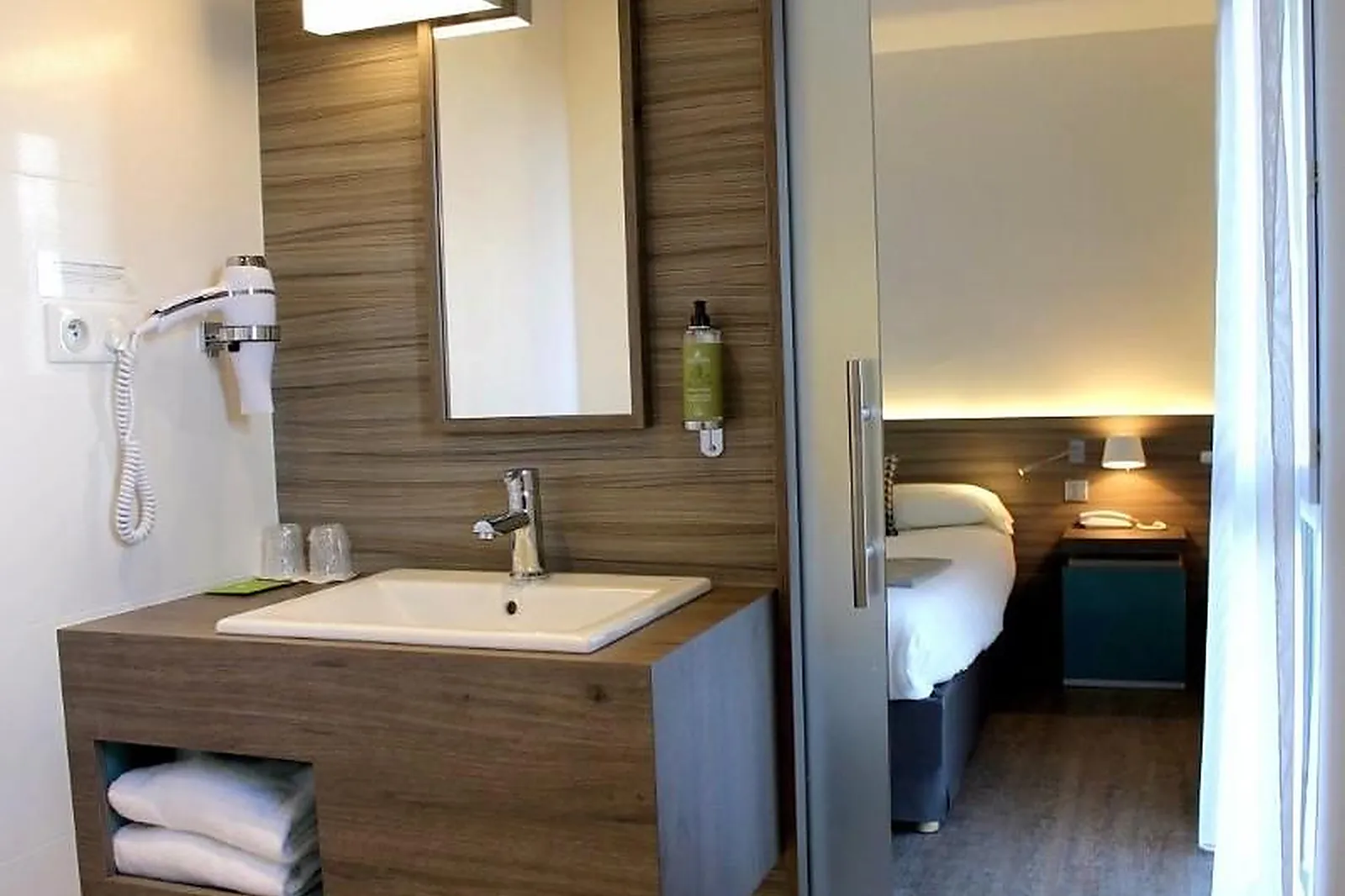 Lieux événementiels, LES MOUETTES LARMOR-PLAGE