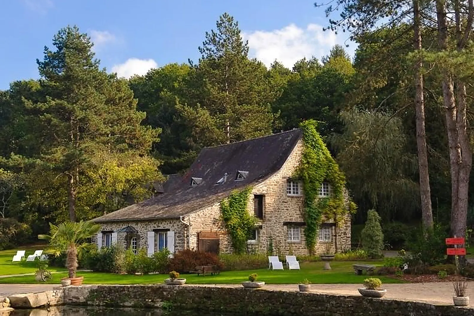 Lieux événementiels, LES MOULINS DU DUC
