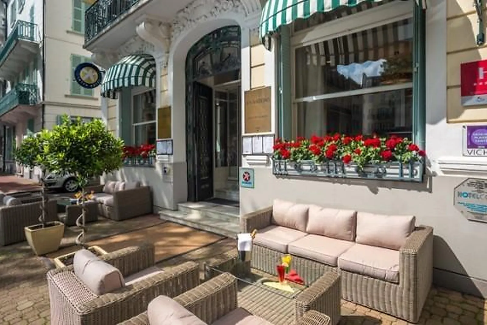 Lieux événementiels, LES NATIONS