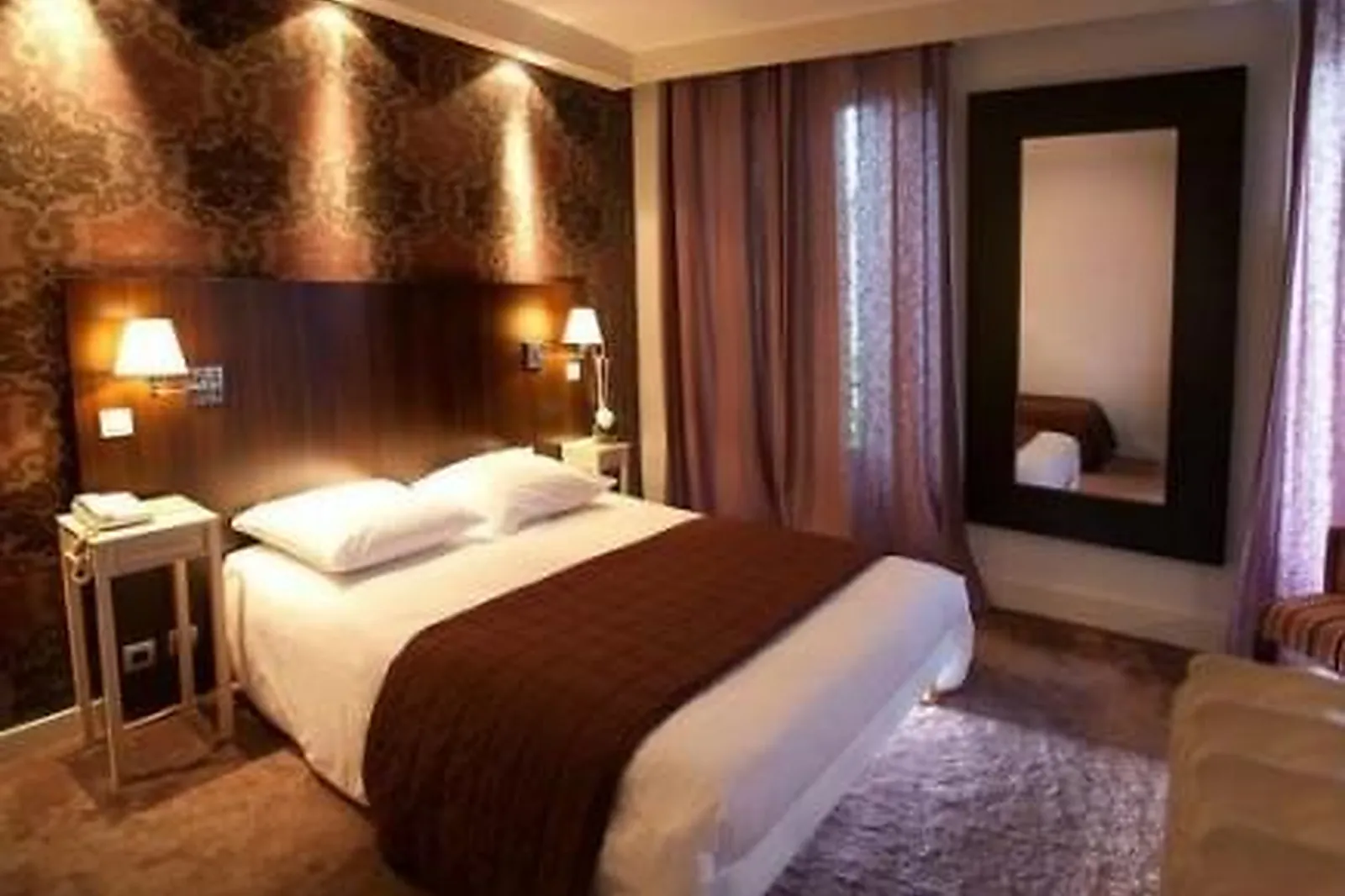 Lieux événementiels, LES NÉGOCIANTS