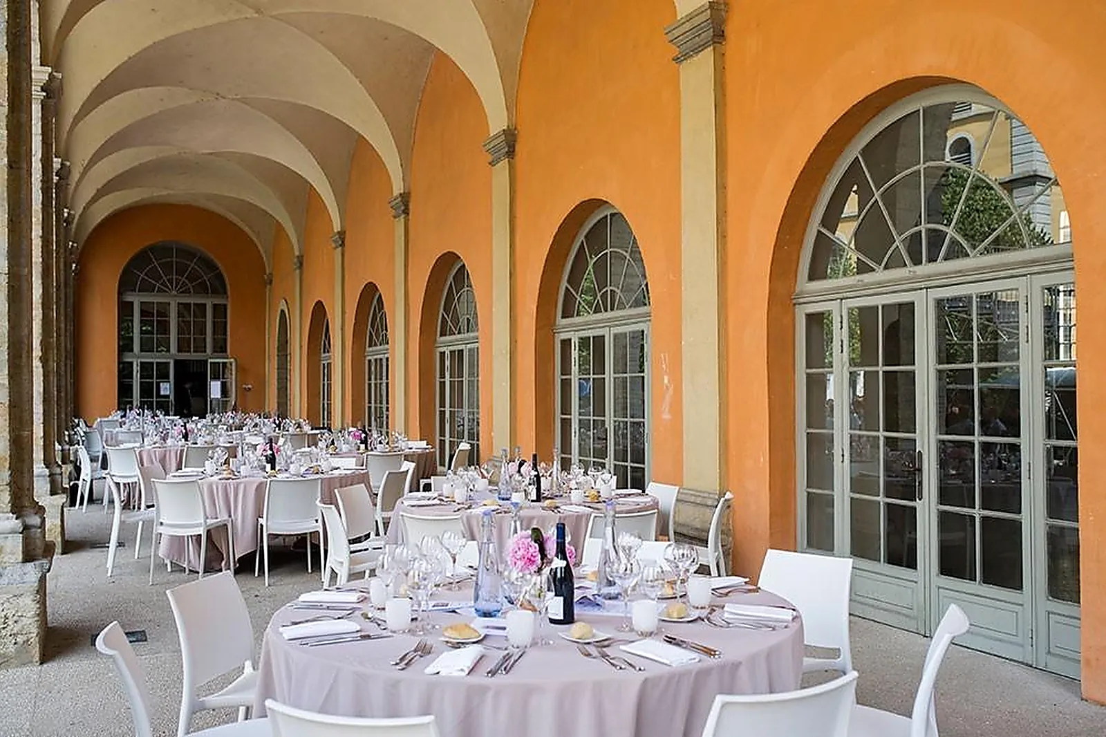 Lieux événementiels, LES NOUVELLES SUBSISTANCES