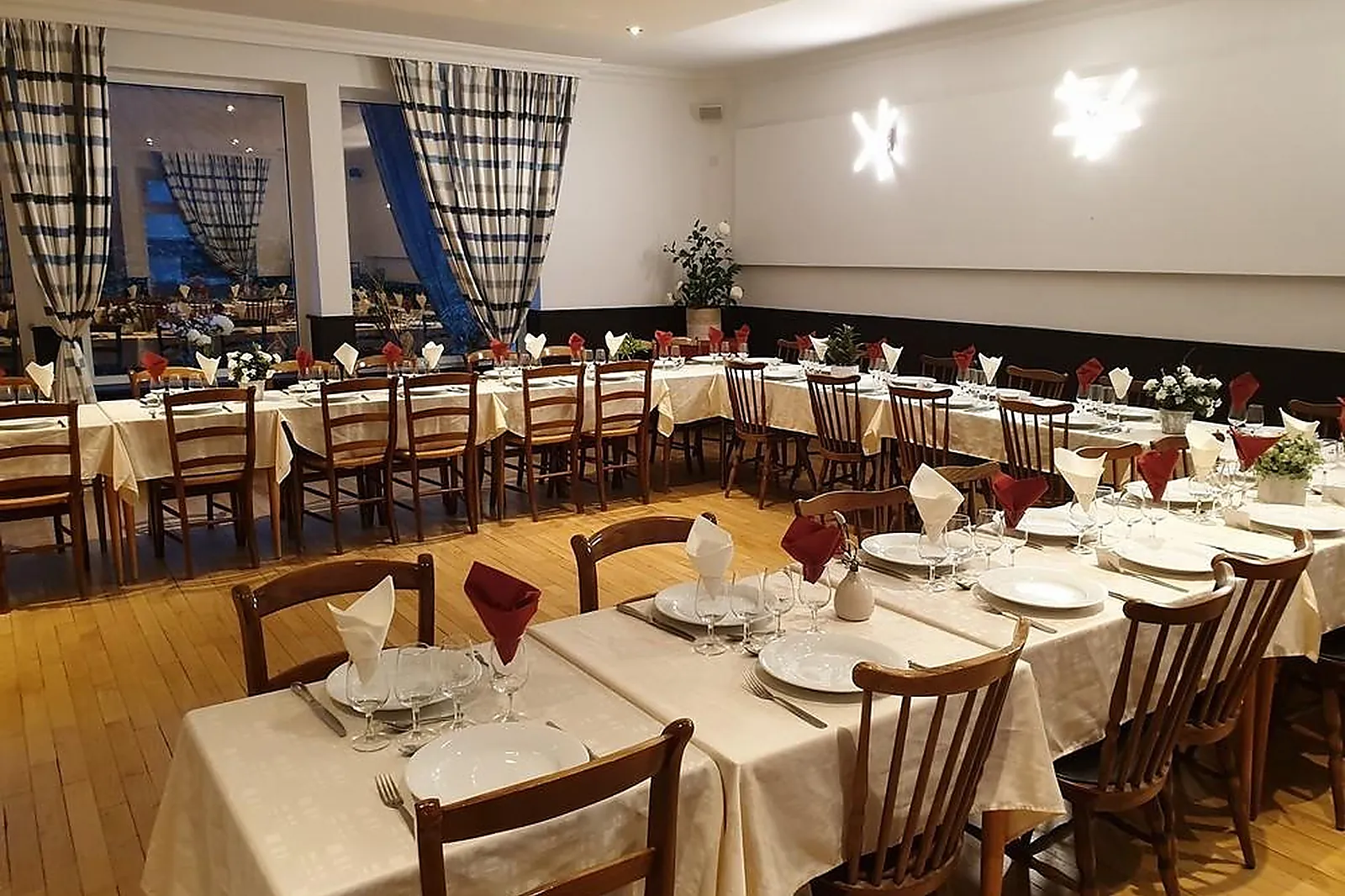 Lieux événementiels, LES OCÉANIDES