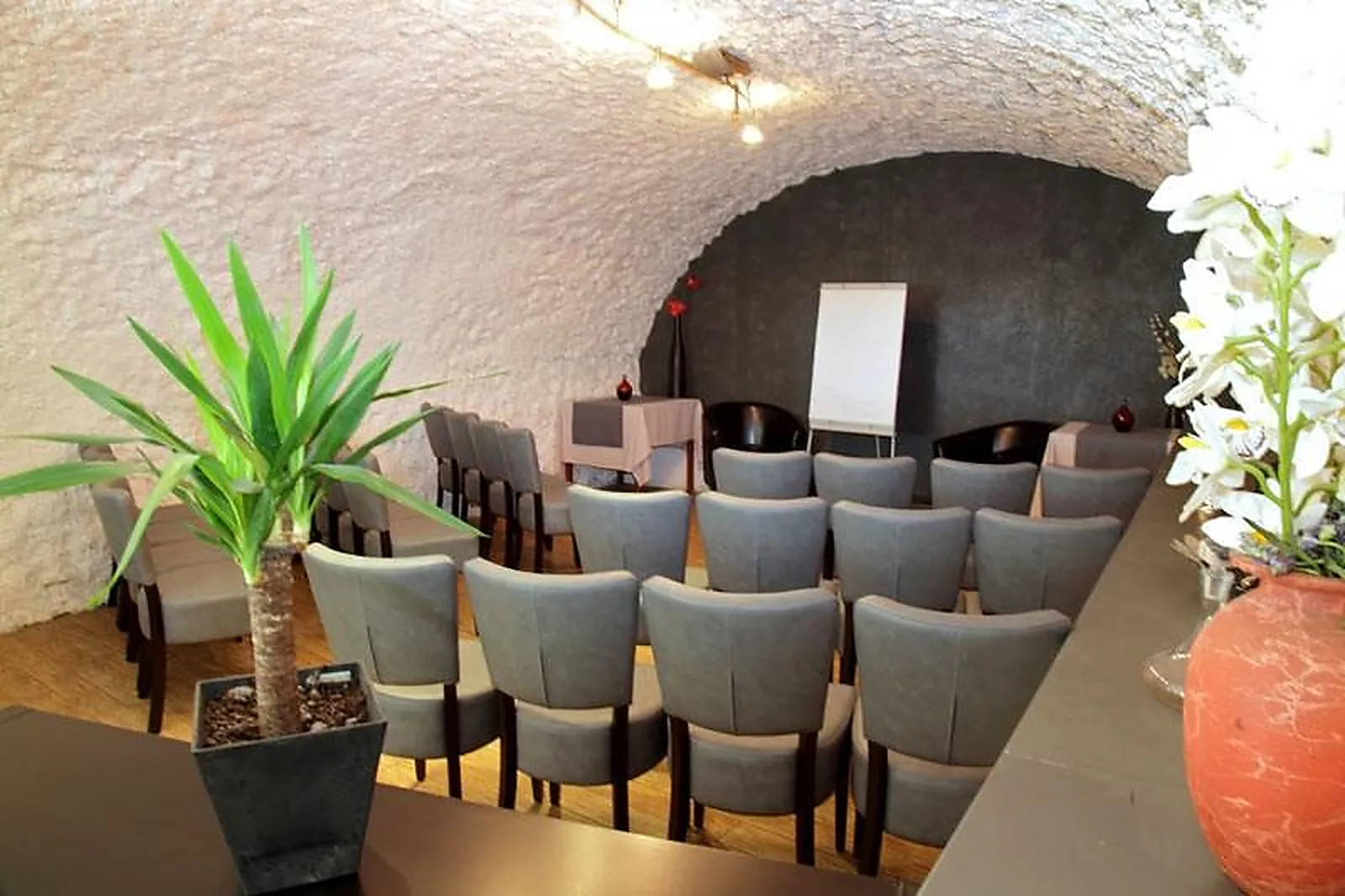 Lieux événementiels, LES OLIVADES