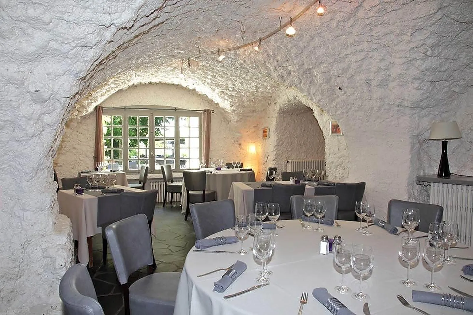 Lieux événementiels, LES OLIVADES