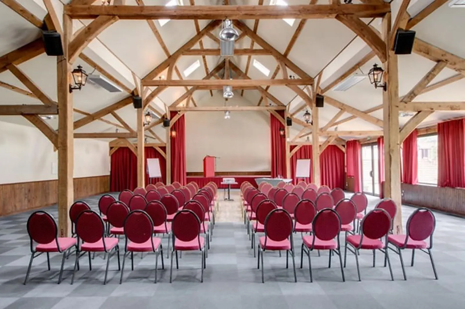 Lieux événementiels, LES ORMES, DOMAINE  RESORT