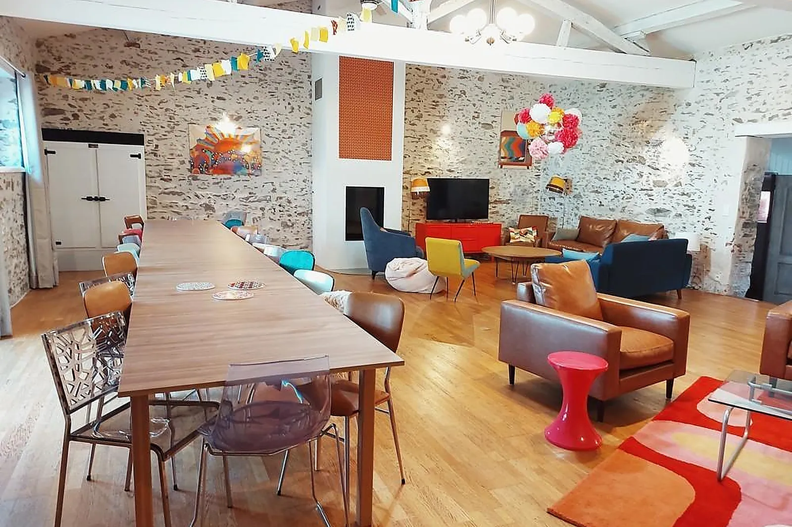 Lieux événementiels, LES PASTELS