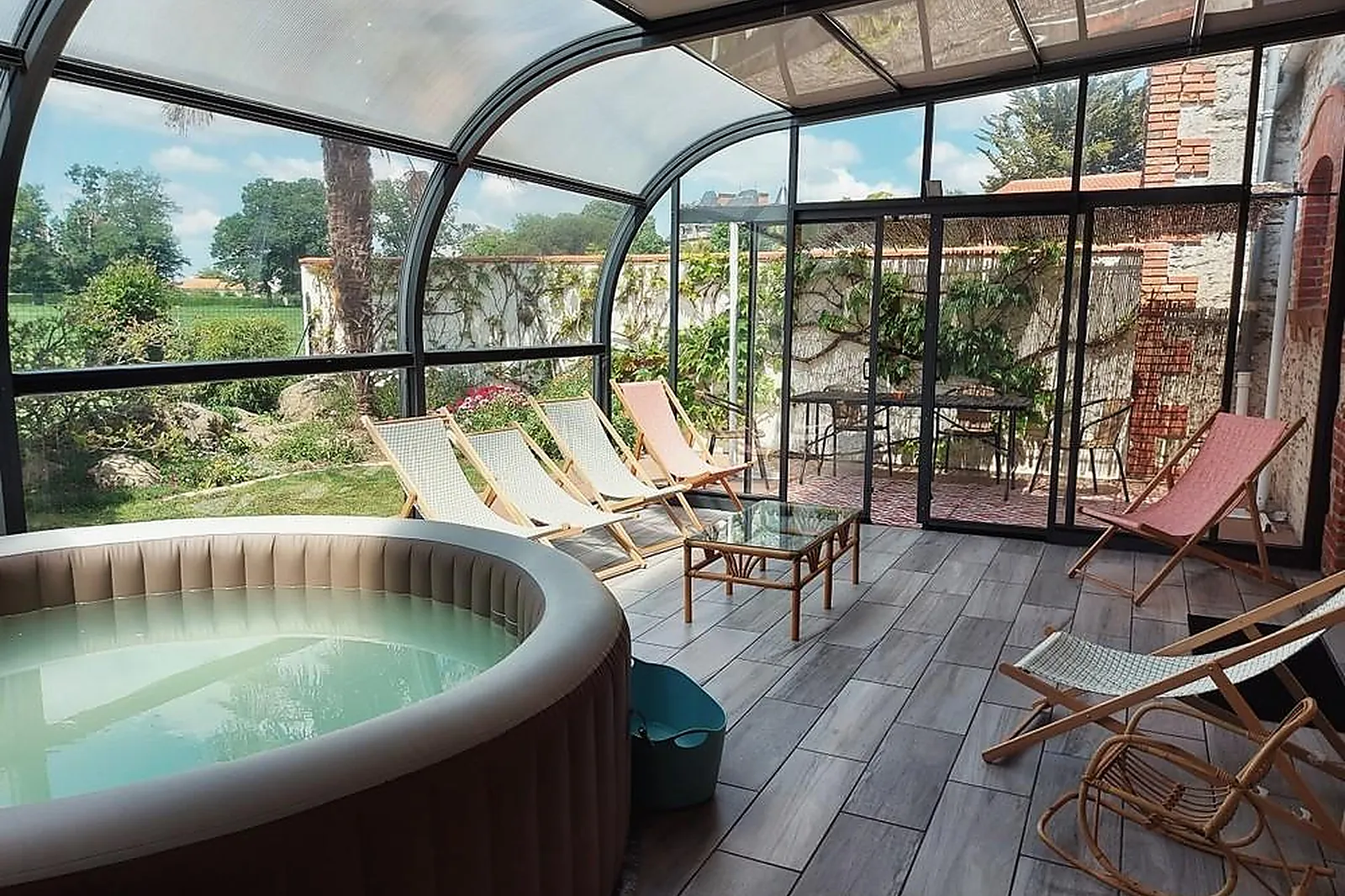 Lieux événementiels, LES PASTELS