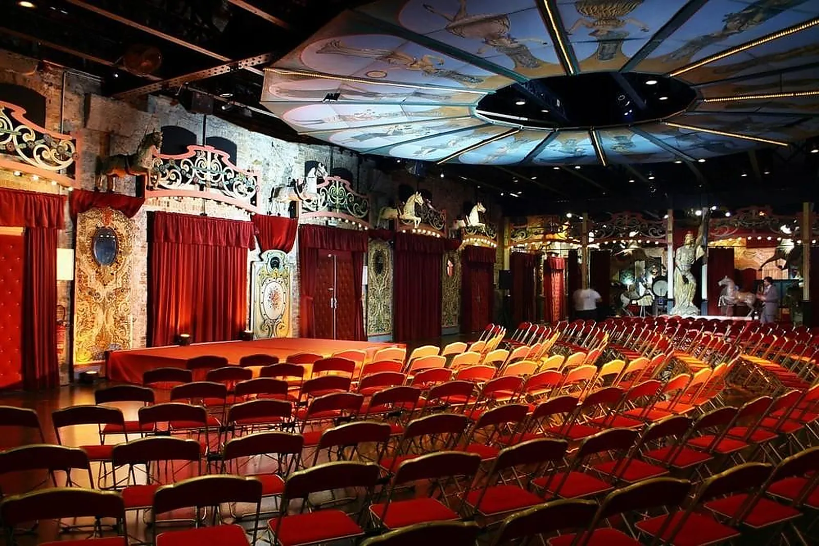 Lieux événementiels, LES PAVILLONS DE BERCY