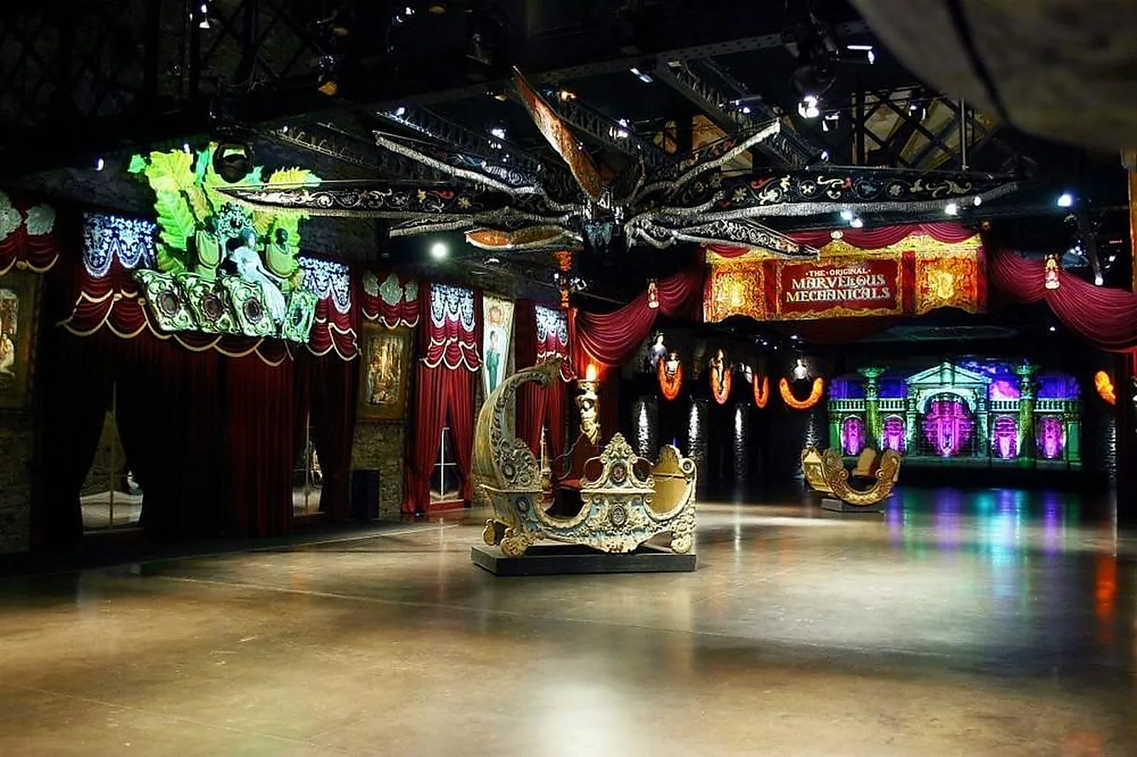 Lieux événementiels, LES PAVILLONS DE BERCY