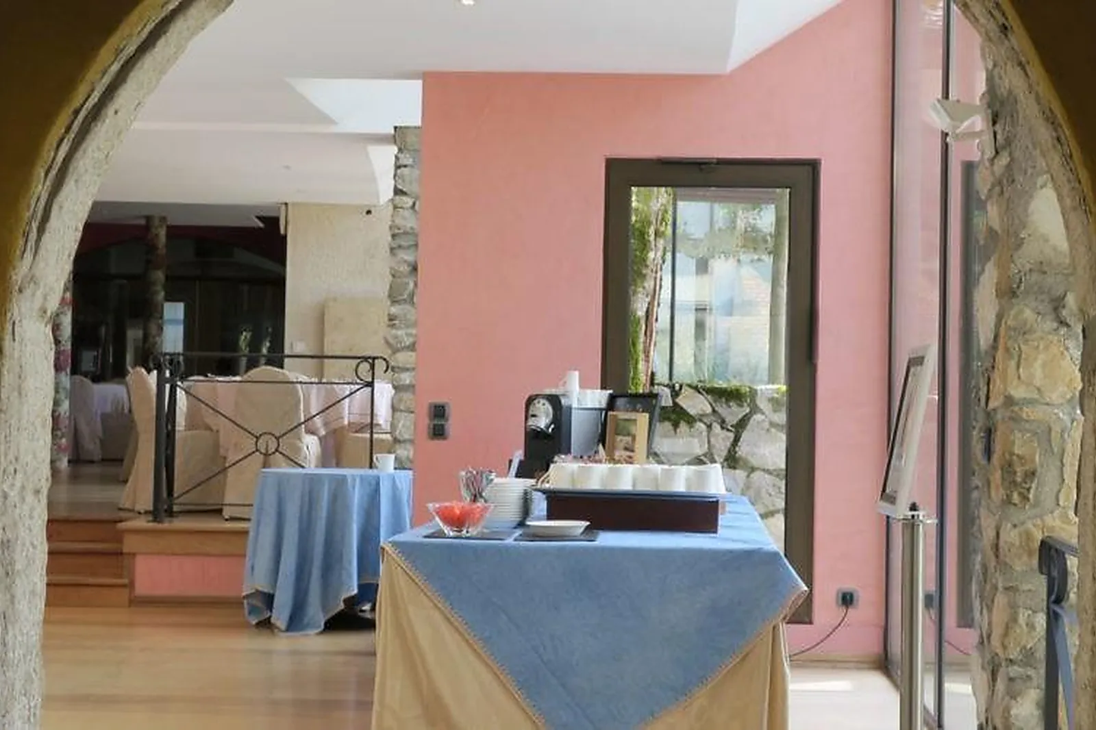 Lieux événementiels, LES PENSIÈRES