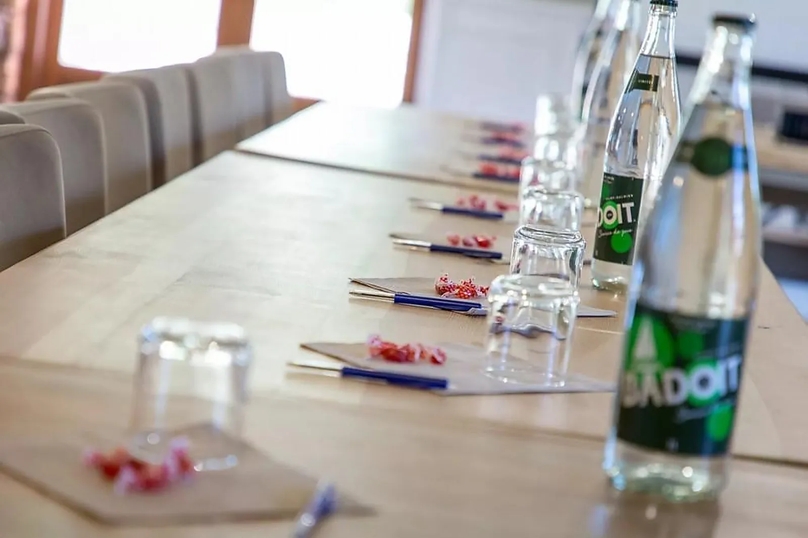 Lieux événementiels, LES PINS BLANCS