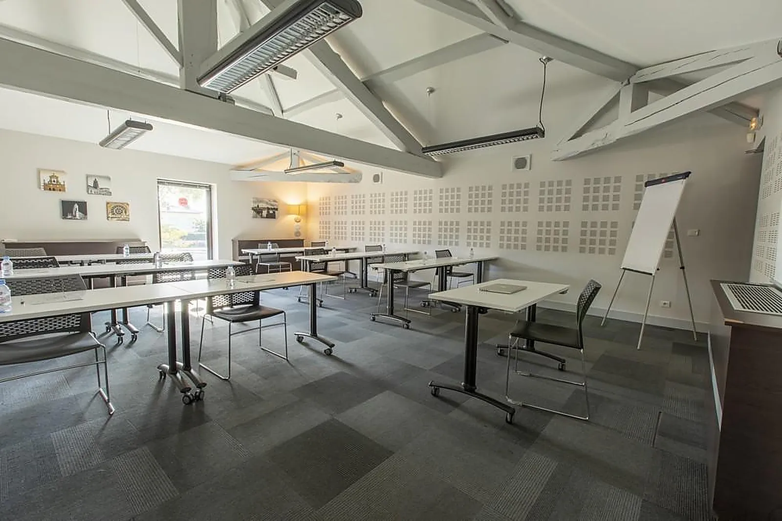 Lieux événementiels, LES PINS GALANTS