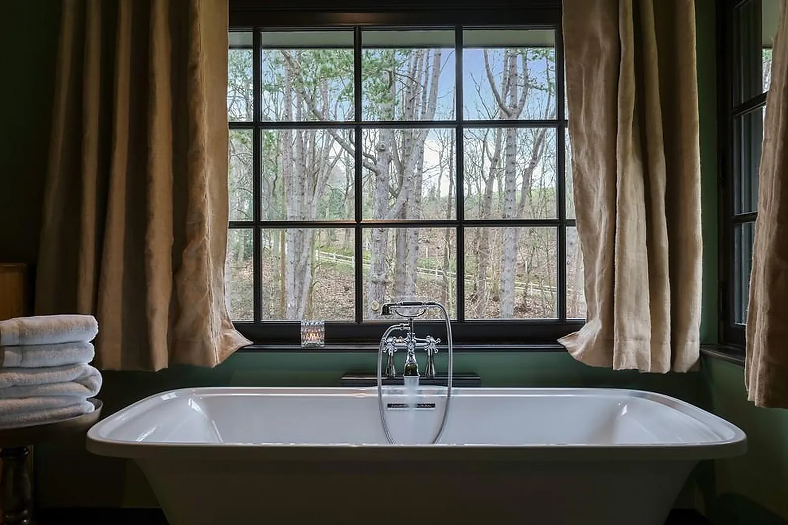 Lieux événementiels, LES PINS DE CÉSAR HÔTEL ET SPA