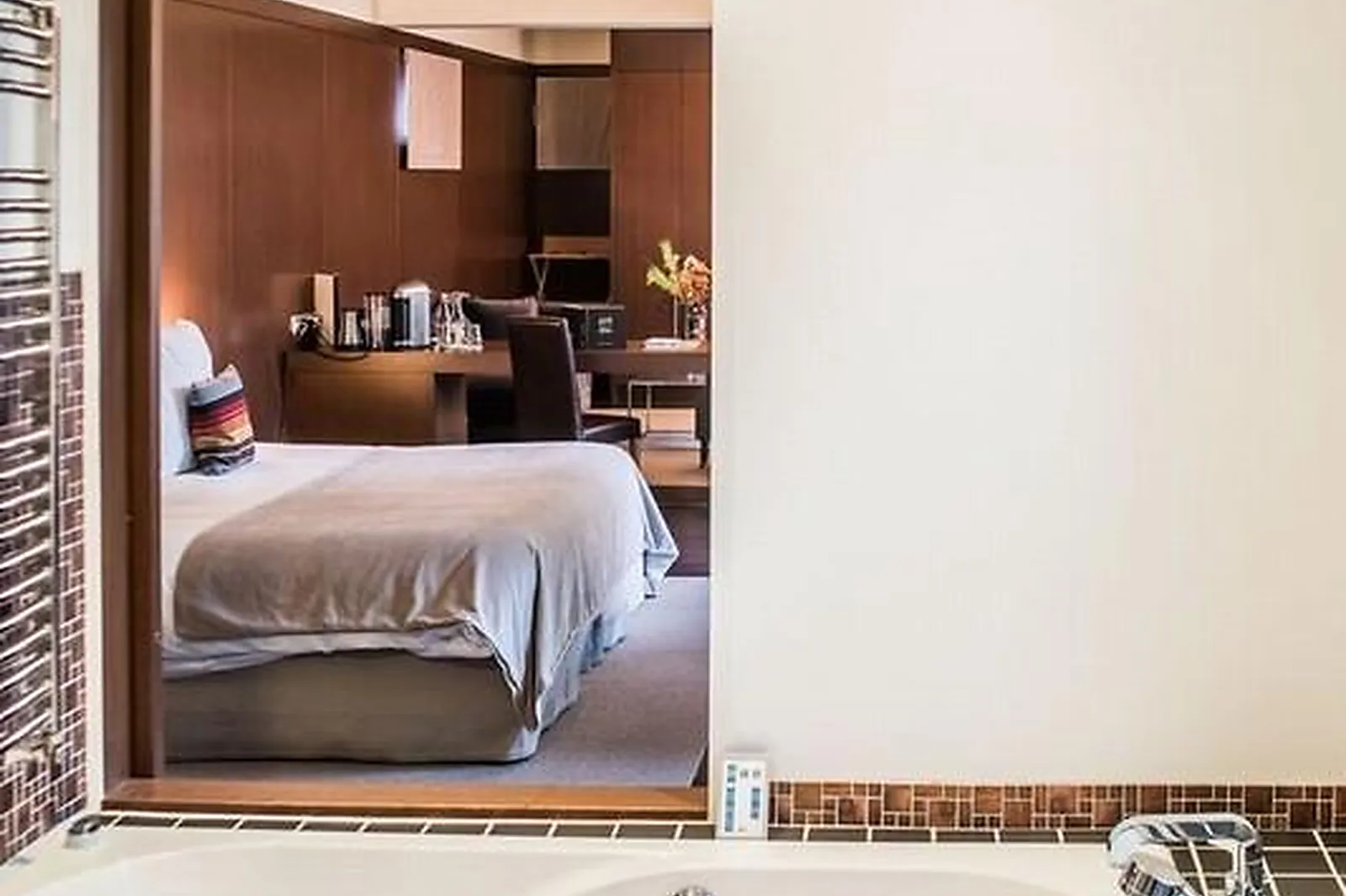 Lieux événementiels, LES PLÉIADES HÔTEL-SPA-RESTAURANT