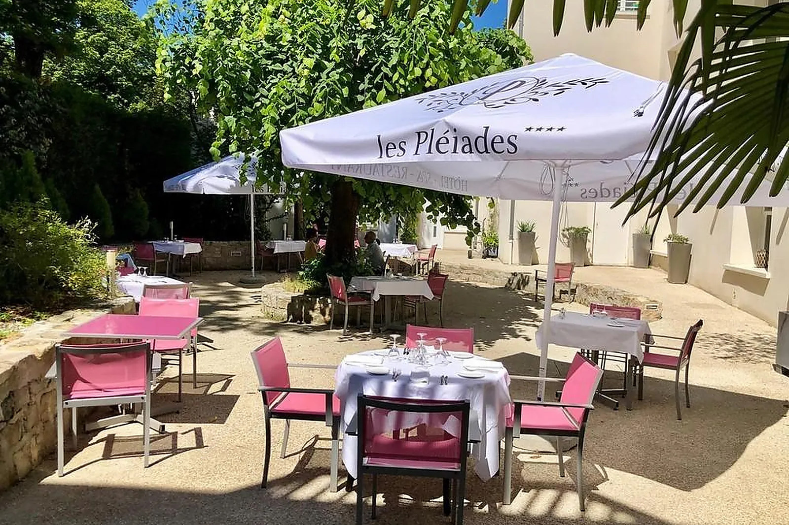 Lieux événementiels, LES PLÉIADES HÔTEL-SPA-RESTAURANT