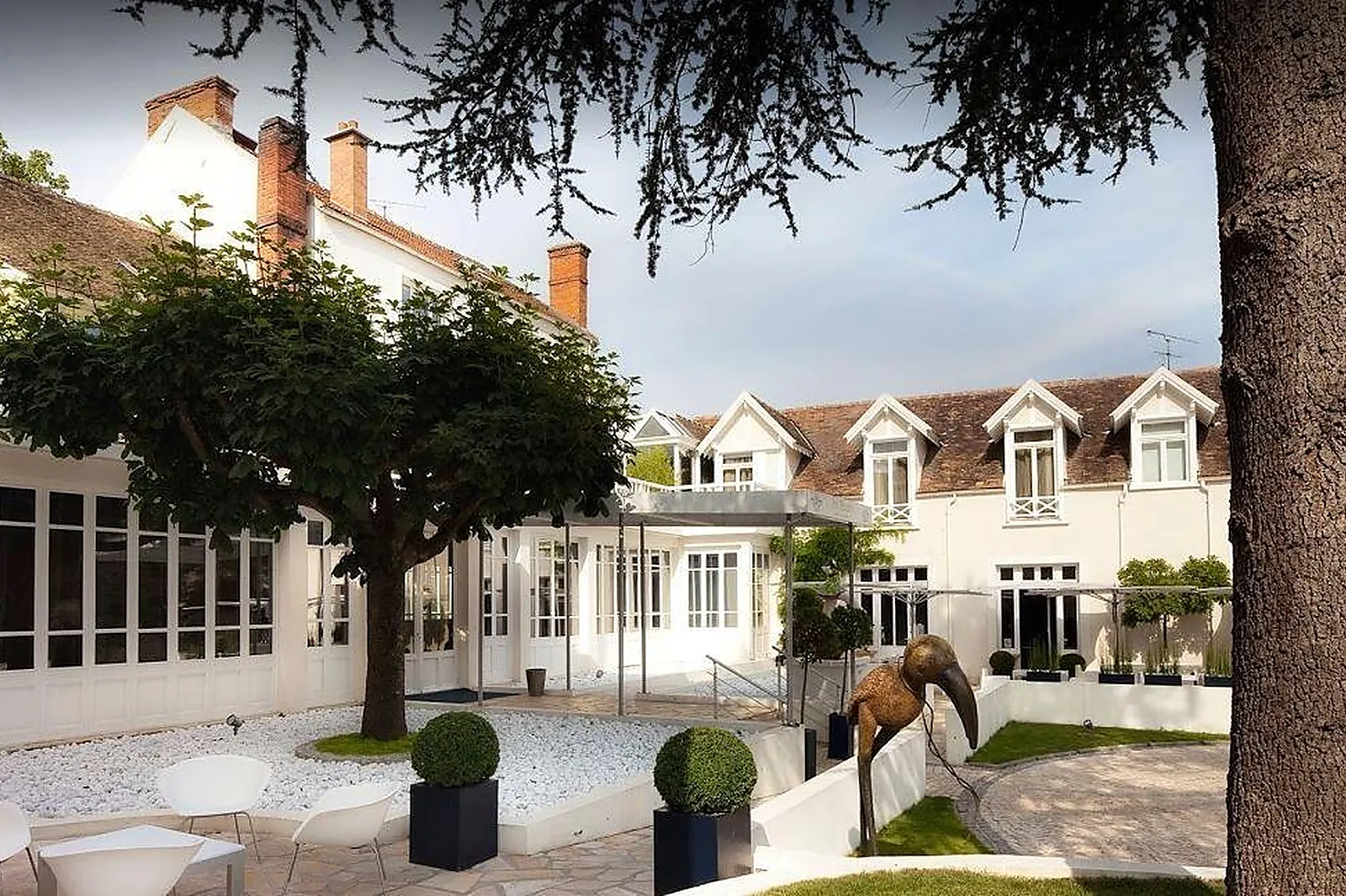 Lieux événementiels, LES PLÉIADES HÔTEL-SPA-RESTAURANT