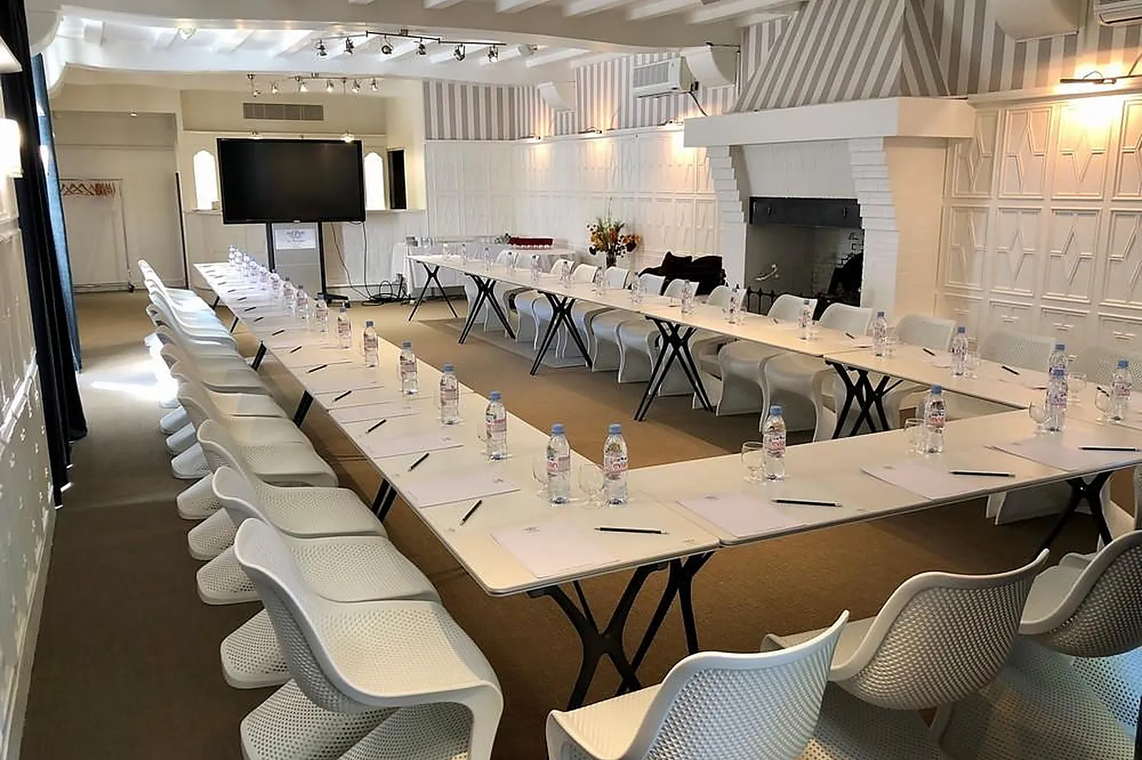 Lieux événementiels, LES PLÉIADES HÔTEL-SPA-RESTAURANT