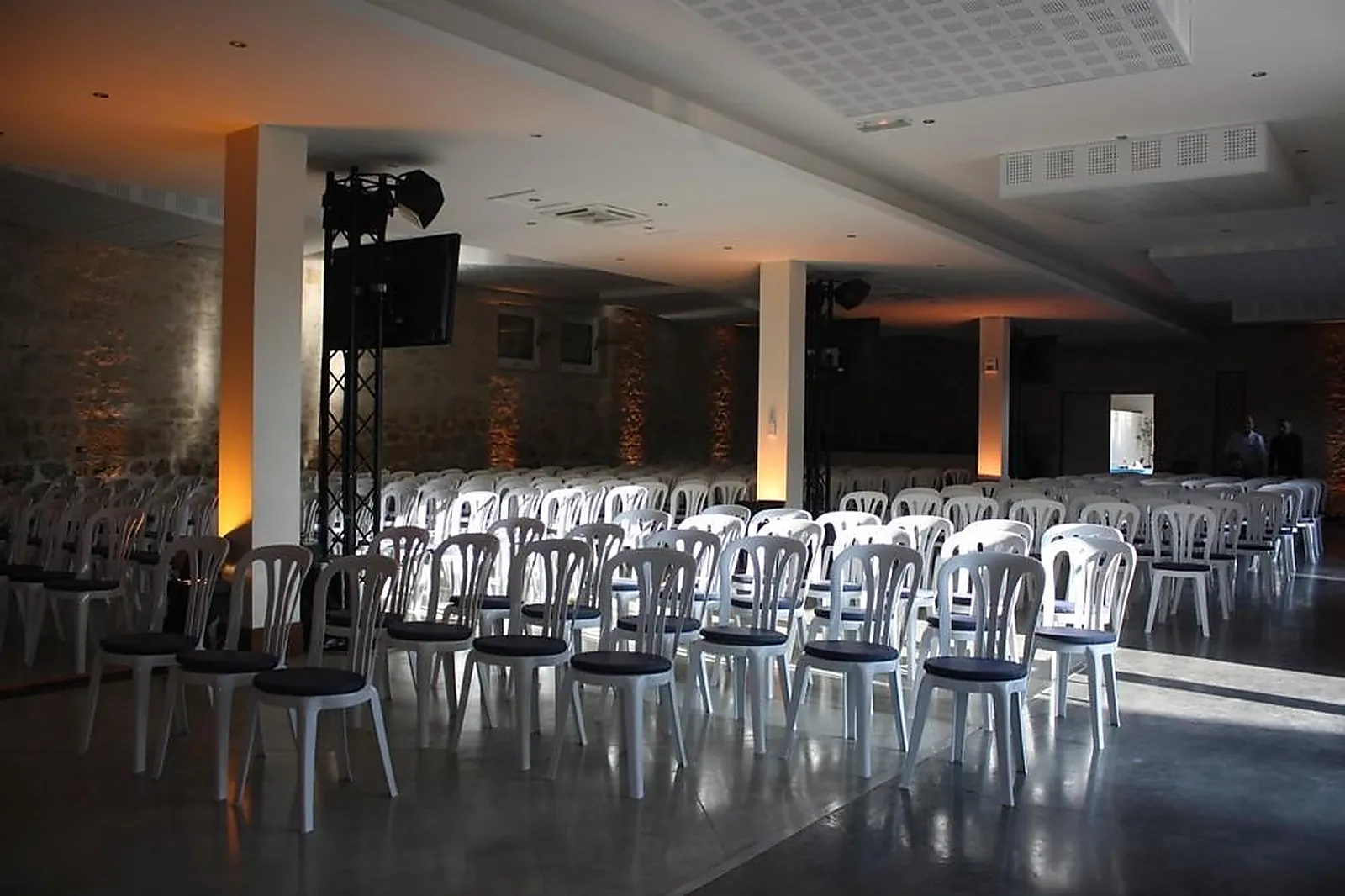 Lieux événementiels, LES POMMERIEUX