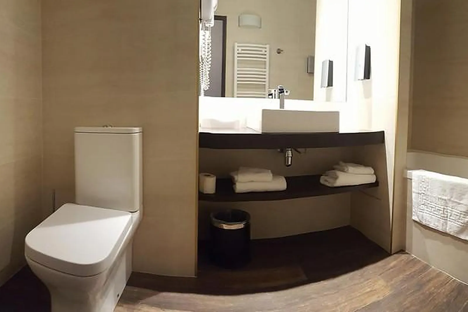 Lieux événementiels, LES PORTES DE PROVENCE