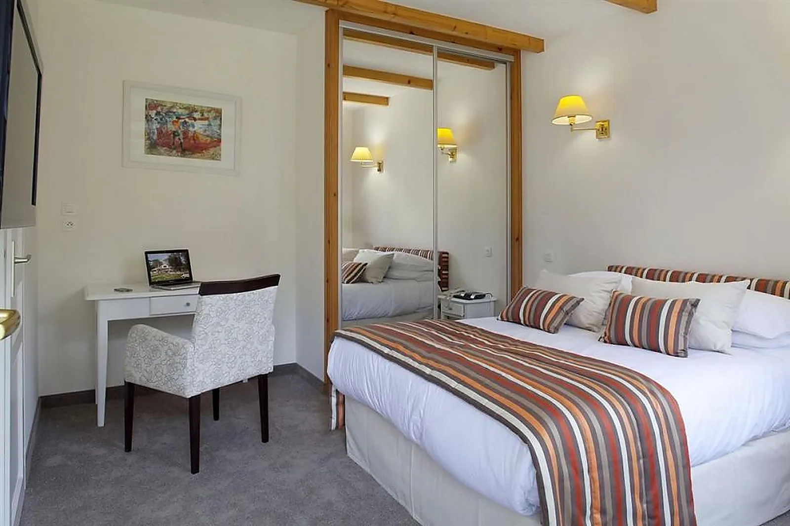 Lieux événementiels, LES PRATEAUX