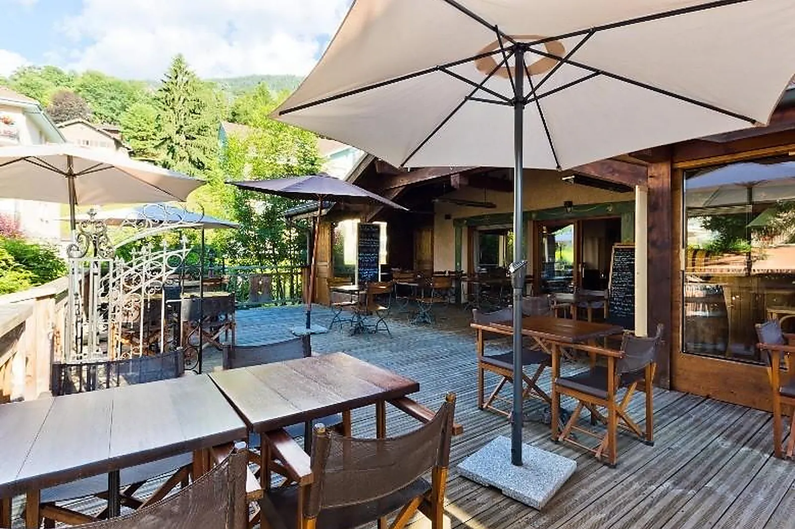 Lieux événementiels, LES PRÉS DU ROSAY