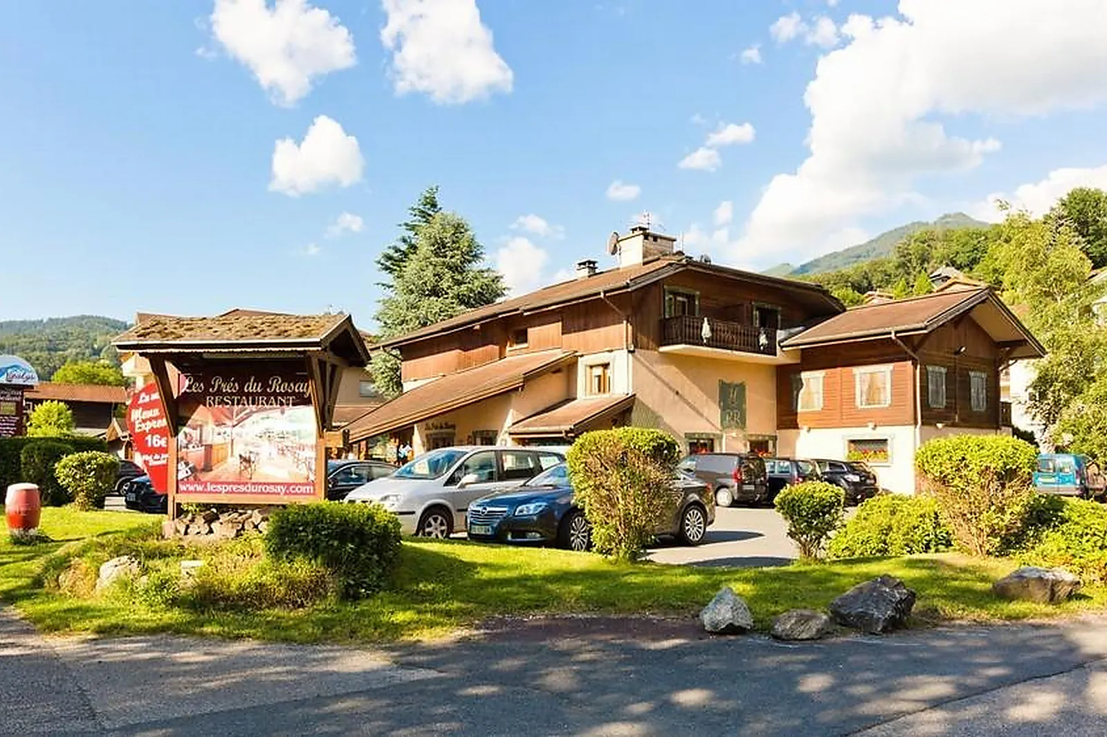 Lieux événementiels, LES PRÉS DU ROSAY