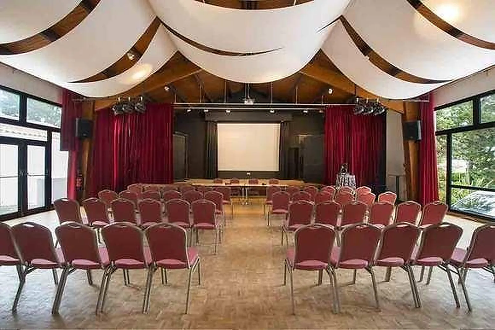 Lieux événementiels, LES QUATRE VENTS