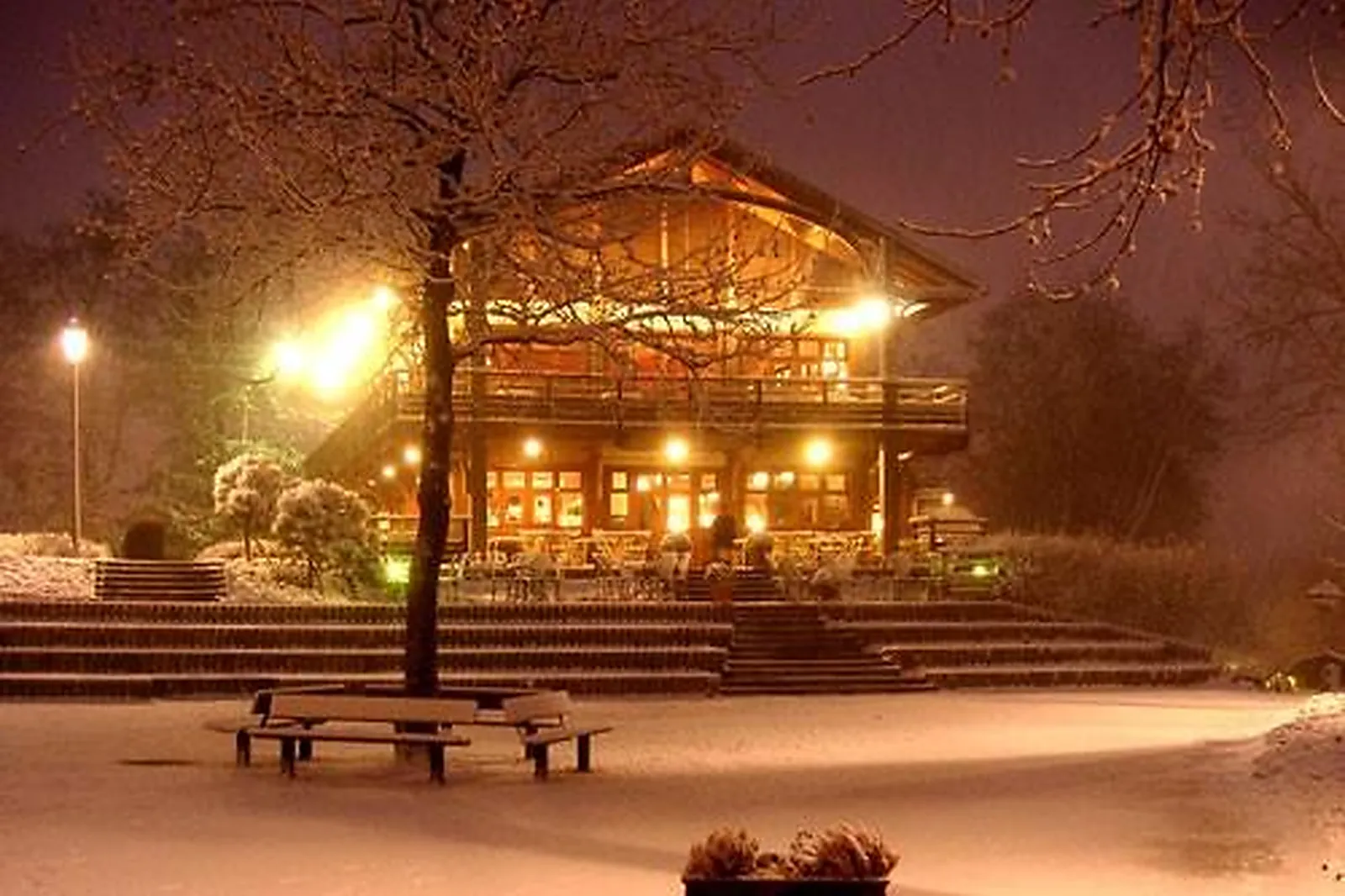 Lieux événementiels, LES RIVES DE LA COURTILLE