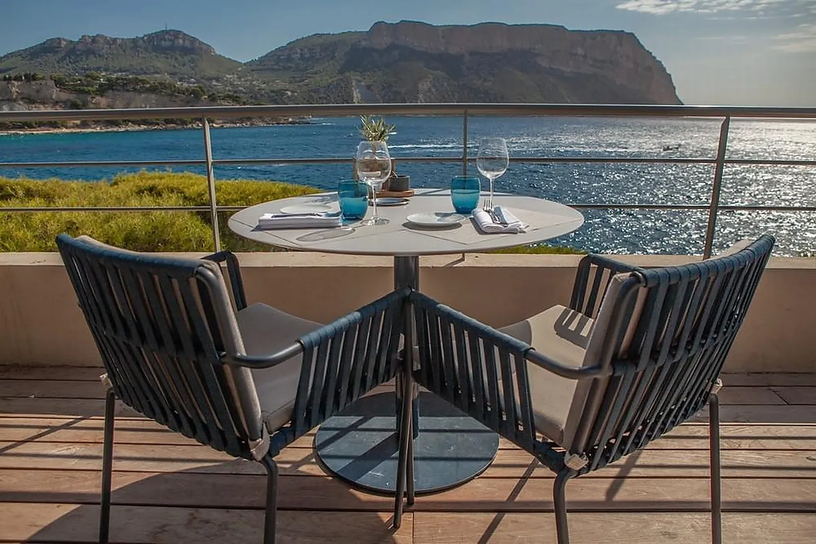 Lieux événementiels, LES ROCHES BLANCHES