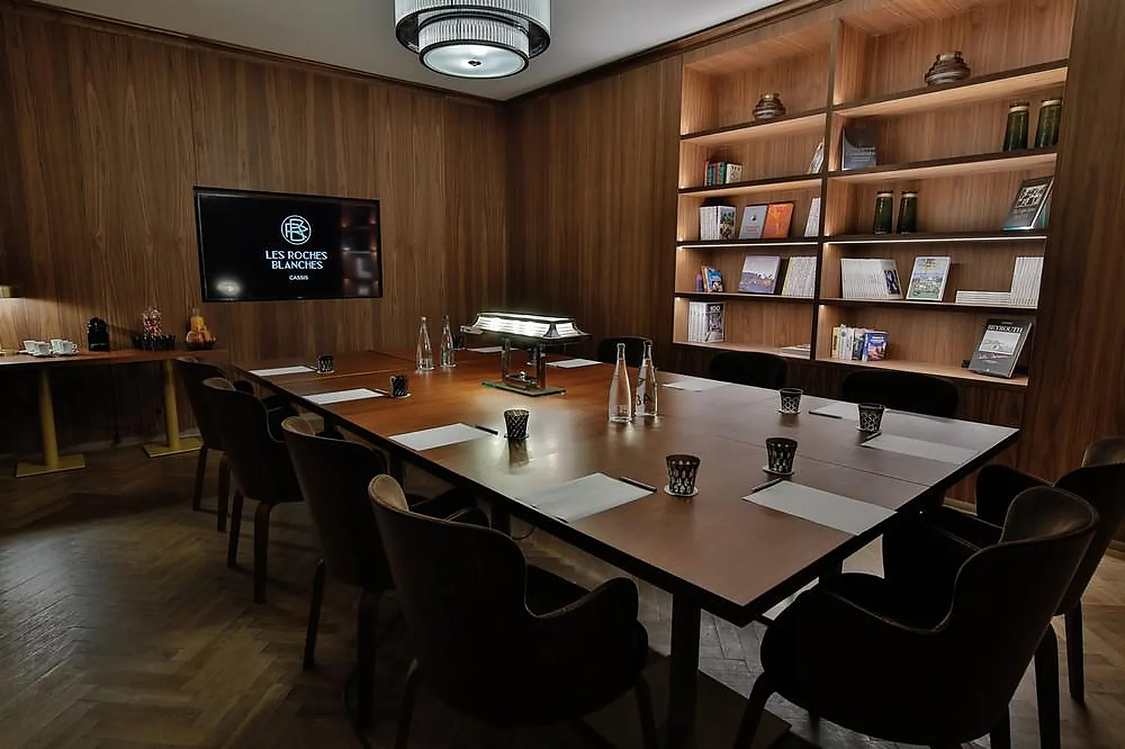 Lieux événementiels, LES ROCHES BLANCHES