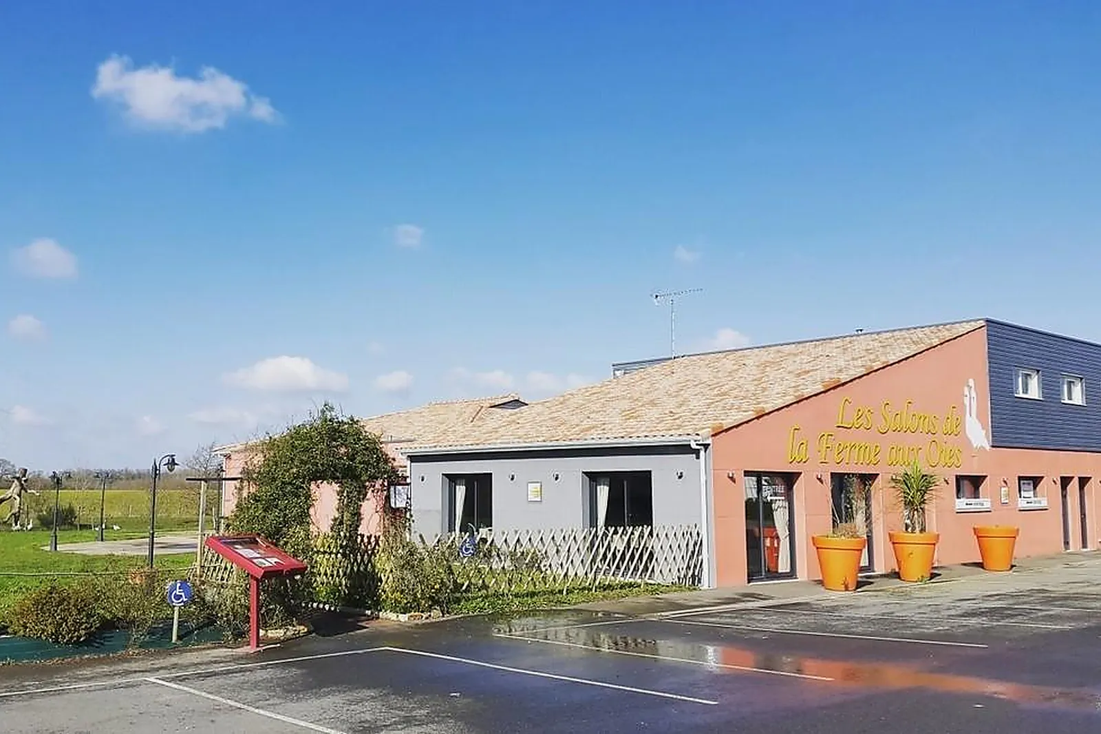 Lieux événementiels, LES SALONS DE LA FERME AUX OIES