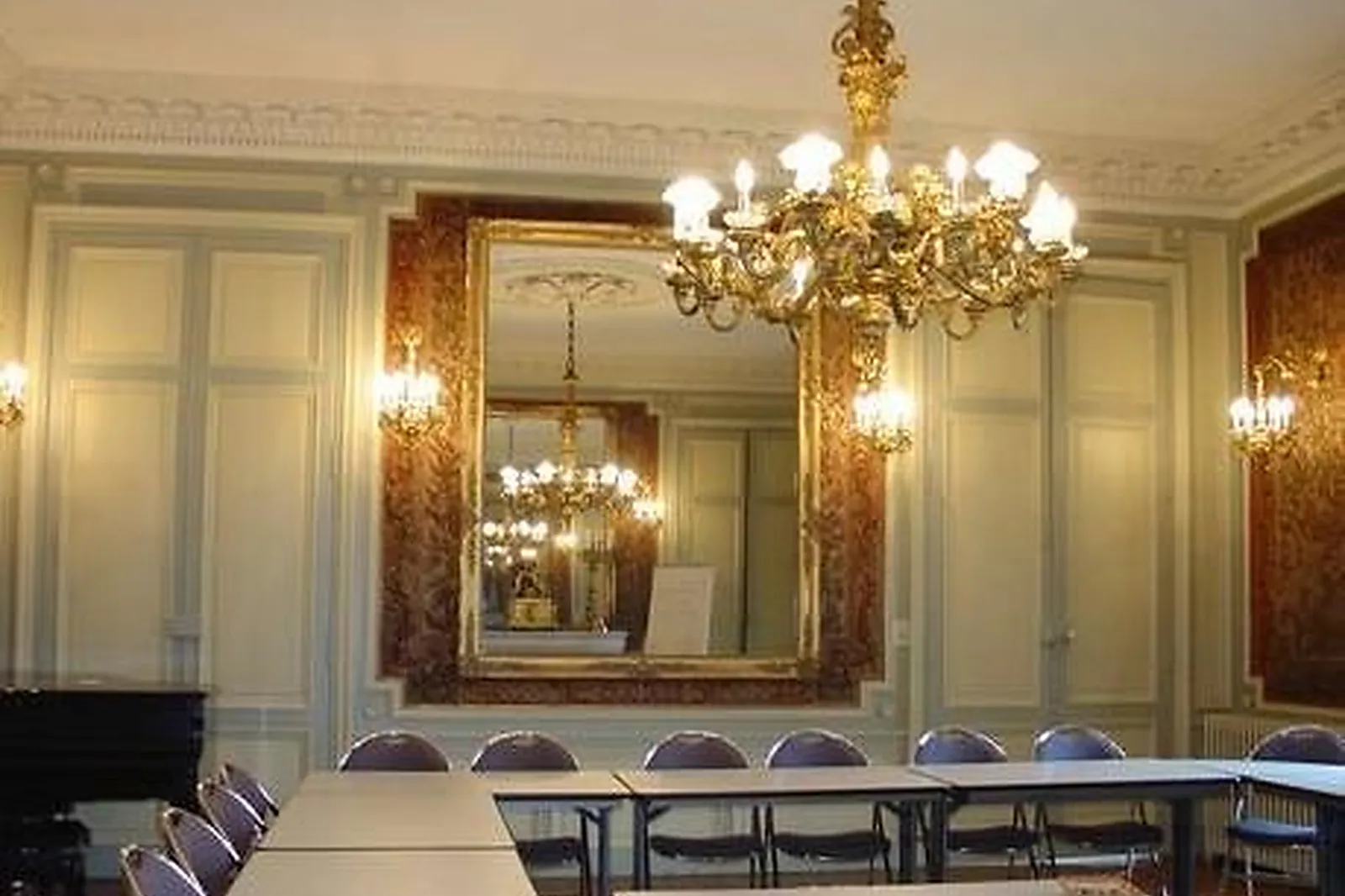 Lieux événementiels, LES SALONS DONADIEU