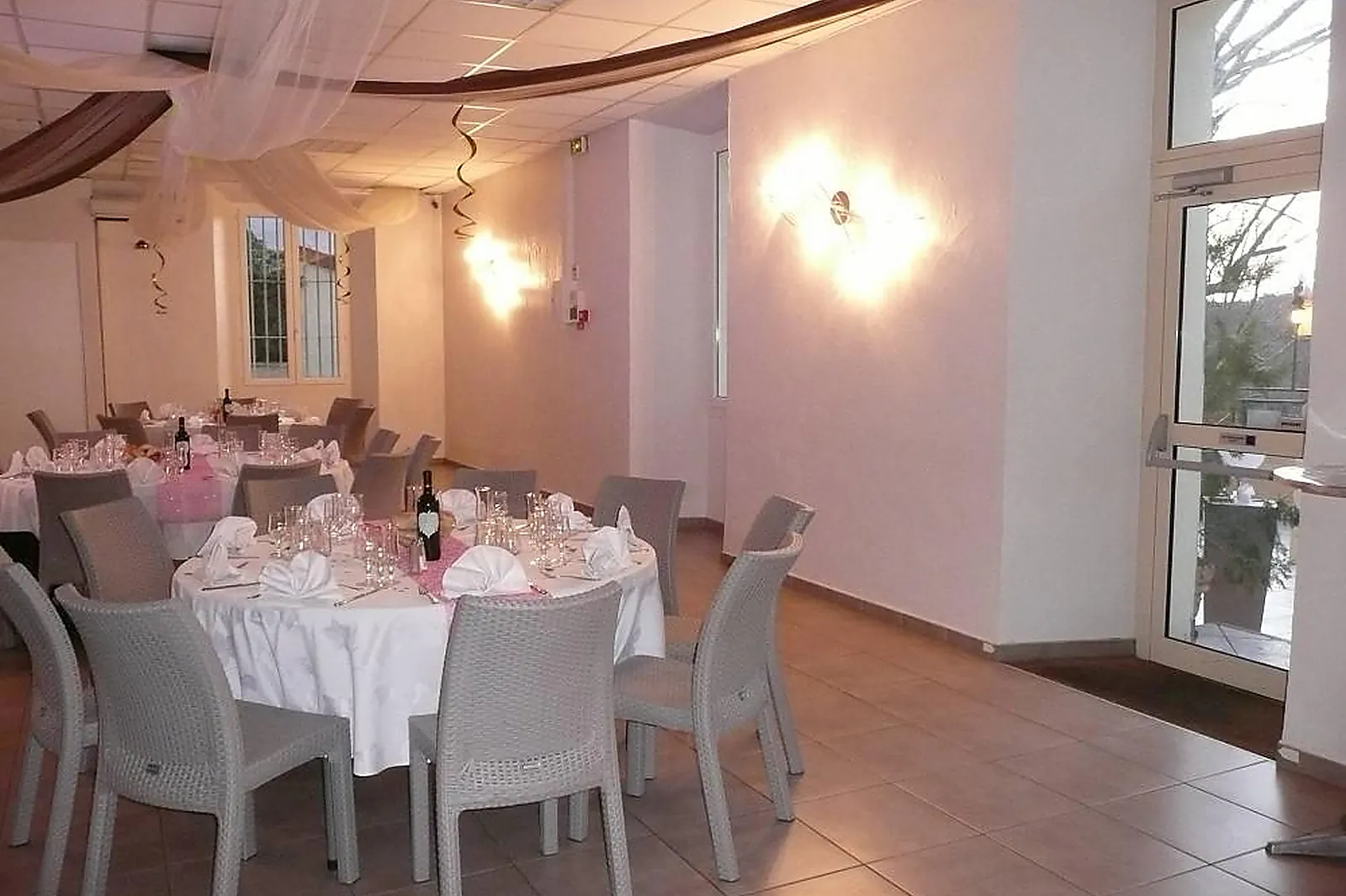 Lieux événementiels, LES SALONS DE SAINT-PONS